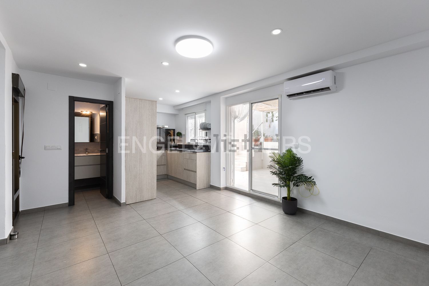 Pis de 77 m² a València