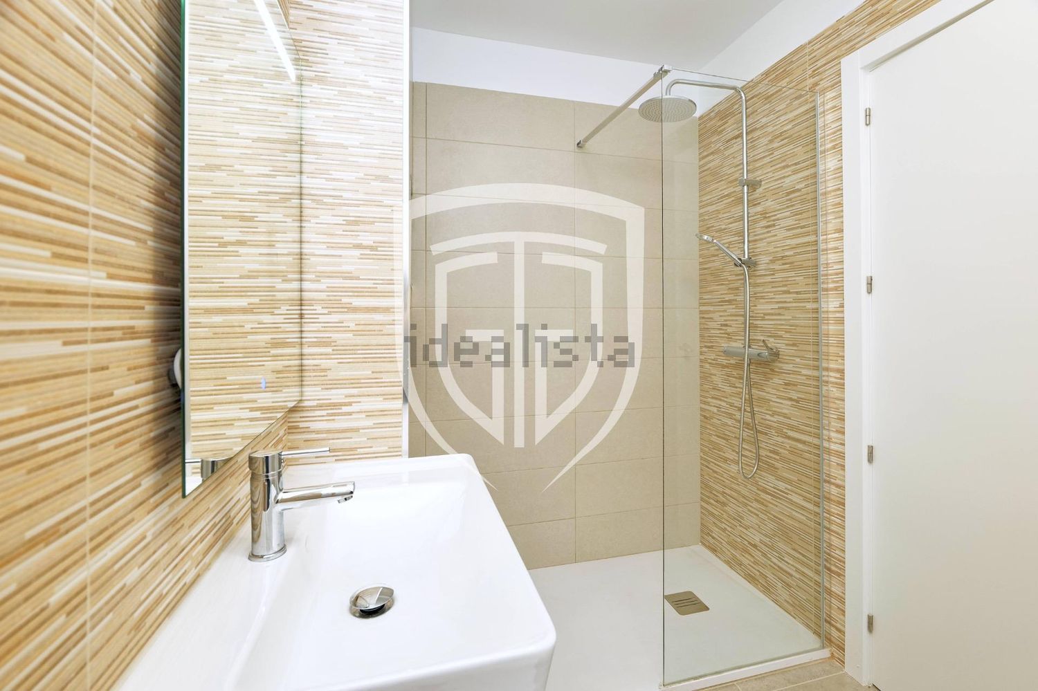 Piso de 65 m² en Tabernes Blanques