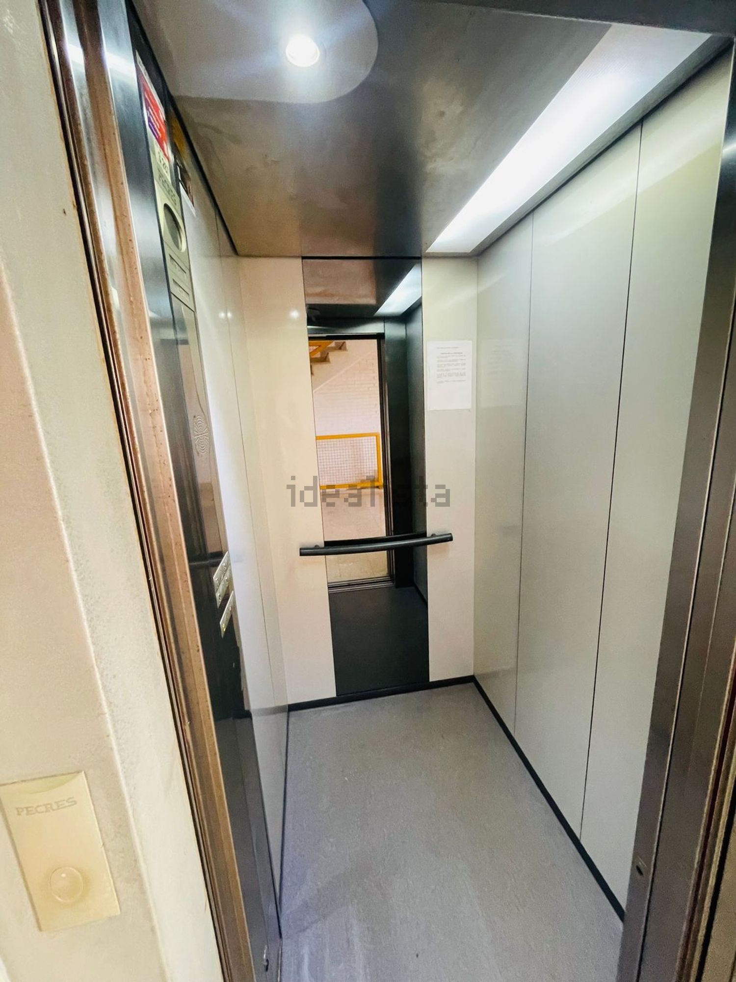 Piso de 80 m² en Cartagena