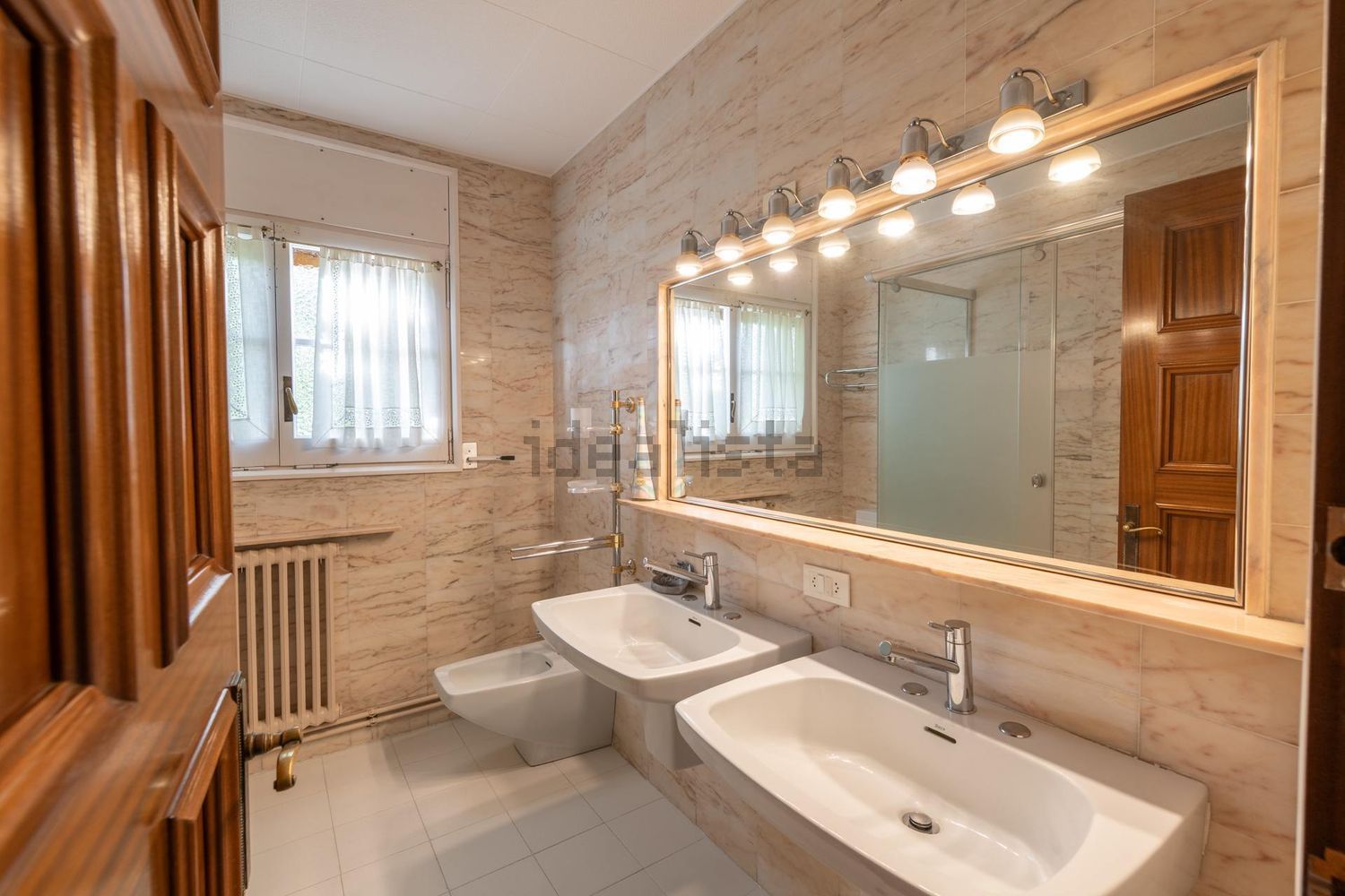 Casa de 433 m² en Sant Cugat del Vallès