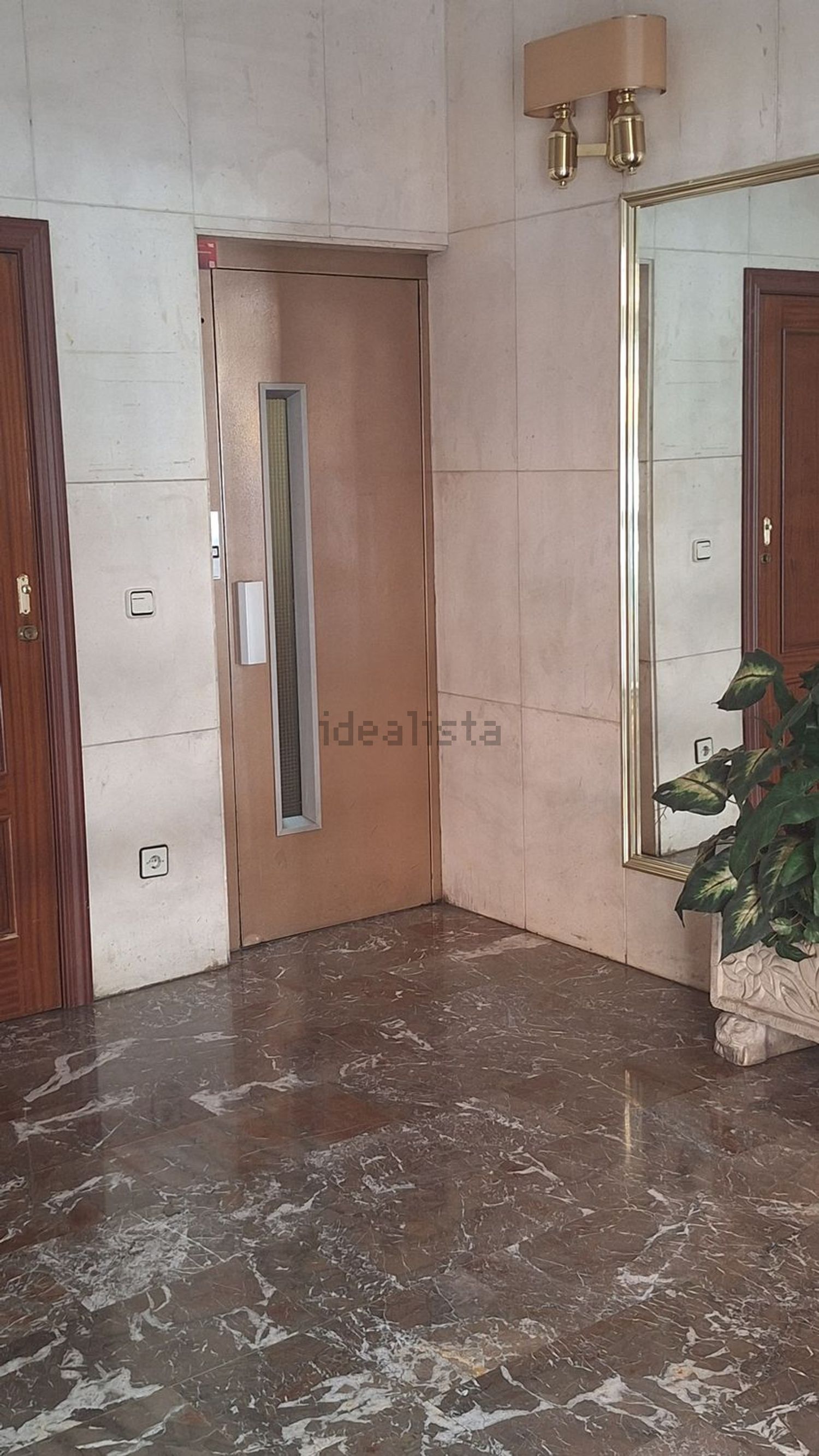 Piso de 95 m² en Jaén