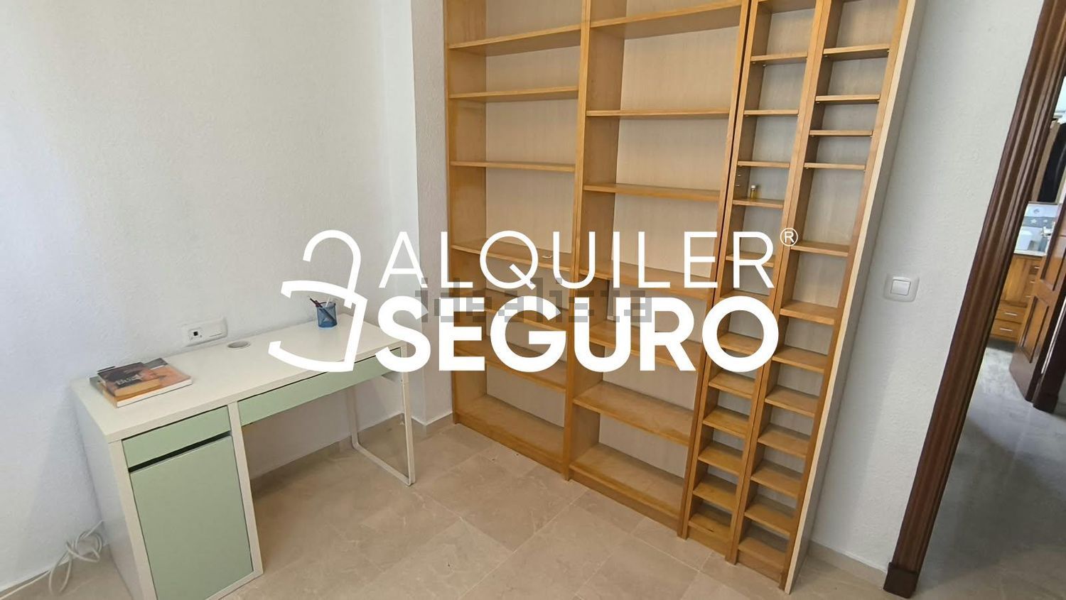 Casa de 136 m² en Palomares del Río