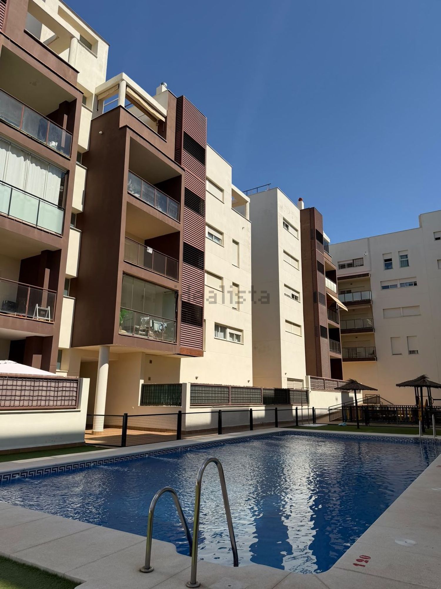 Piso de 90 m² en Bormujos