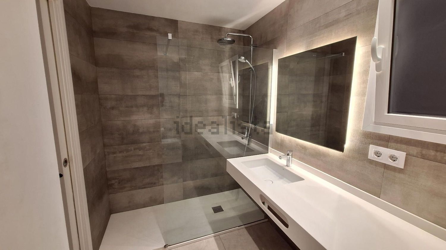 Pis de 65 m² a Sant Feliu de Llobregat
