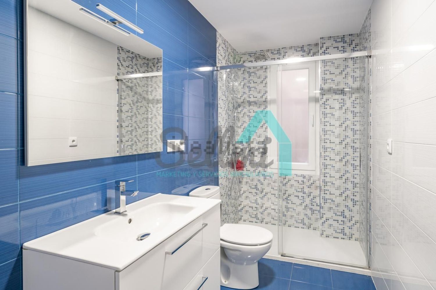 Piso de 136 m² en Oviedo