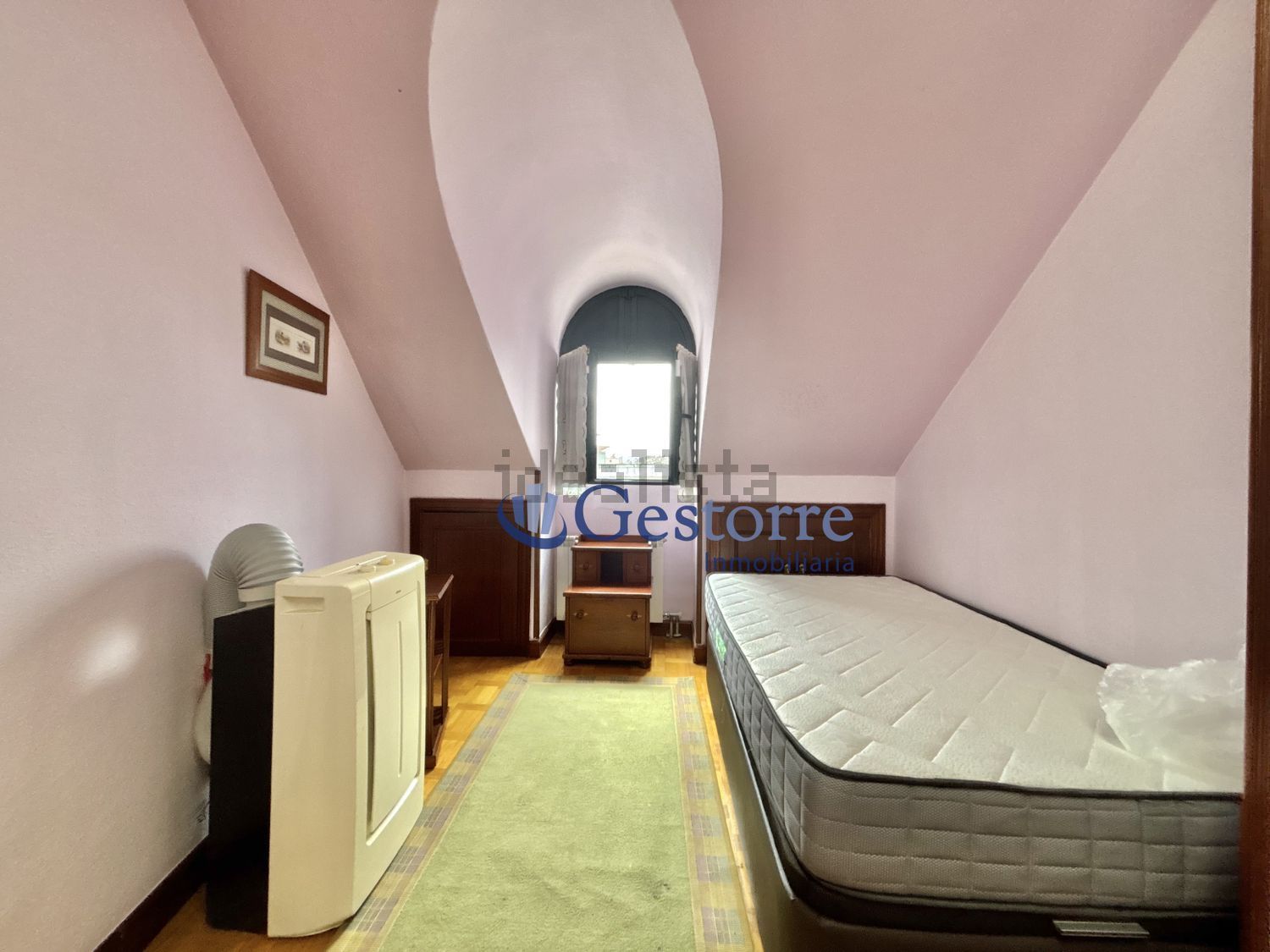 Piso de 141 m² en Oviedo