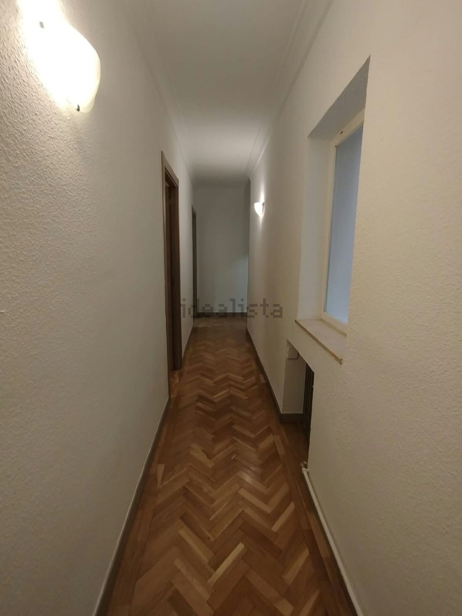 Wohnung 122 m² in Ávila