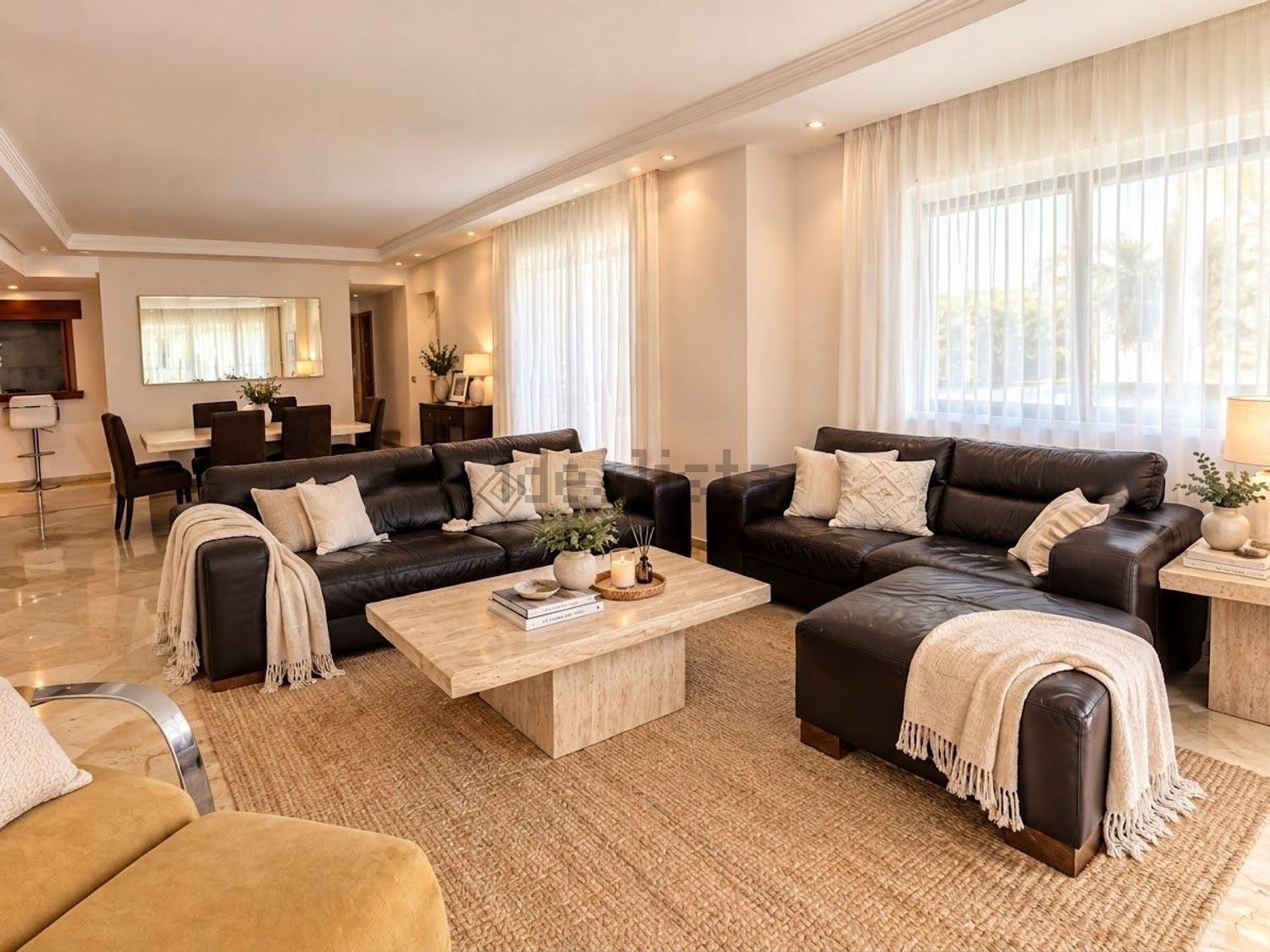 Pis de 399 m² a Estepona