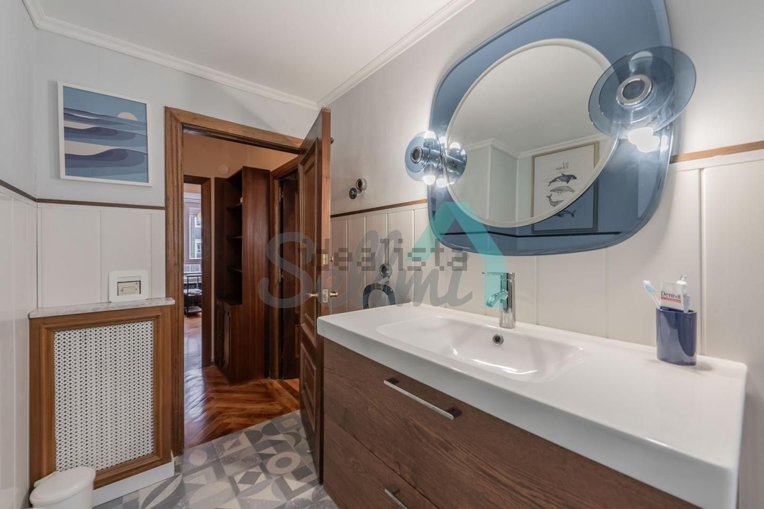 Wohnung 101 m² in Oviedo
