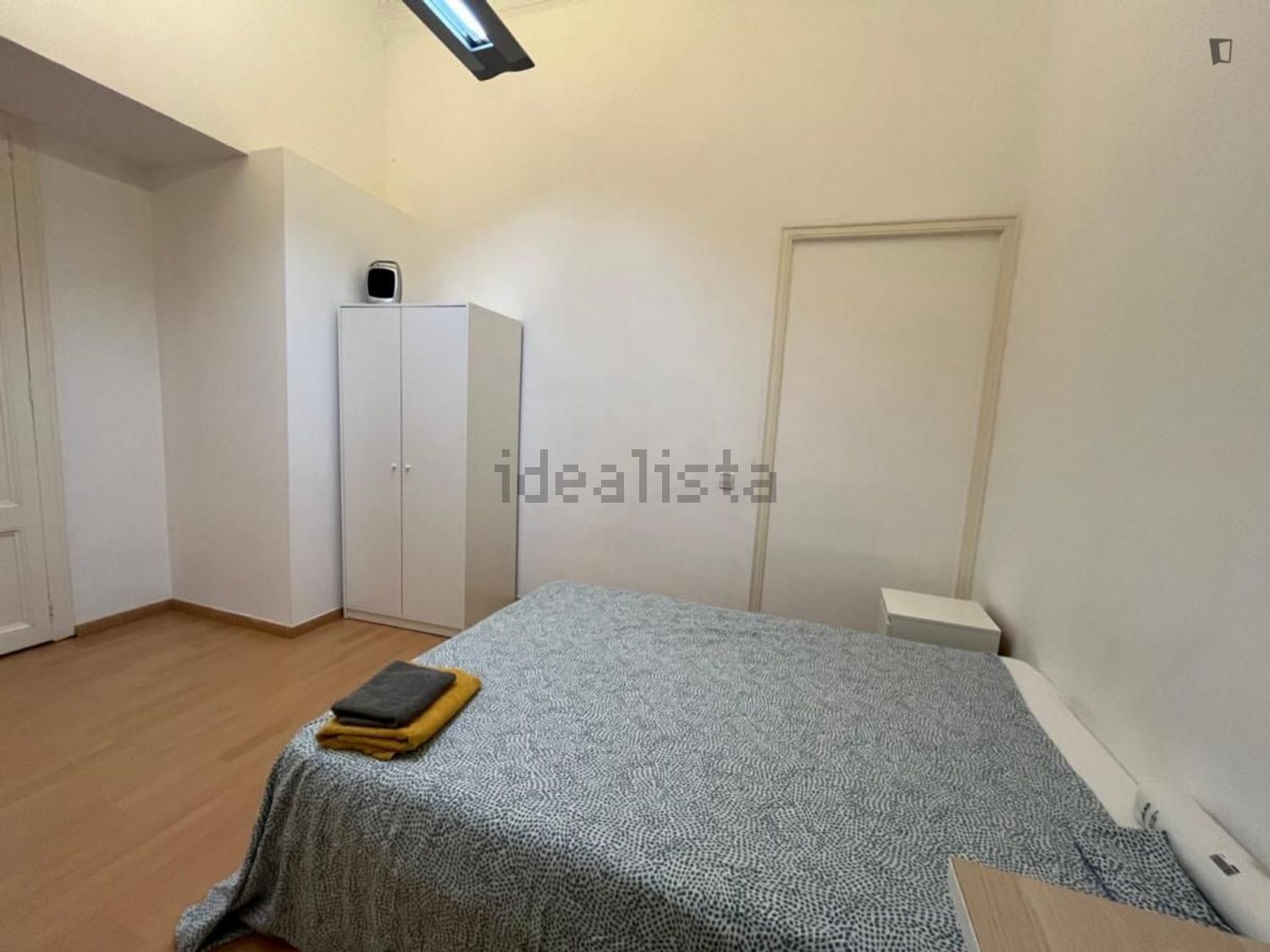 Room for rent, Barcelona