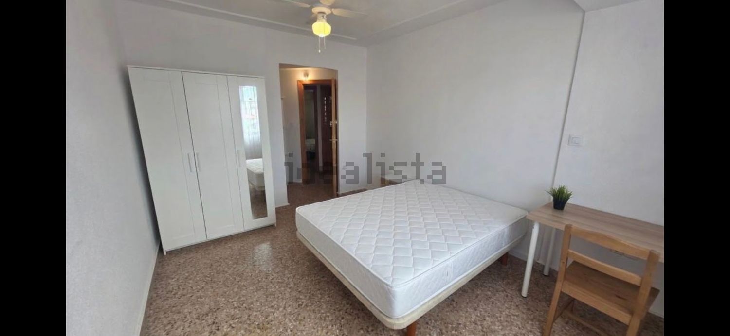 Room for rent, l'Alcúdia de Crespins