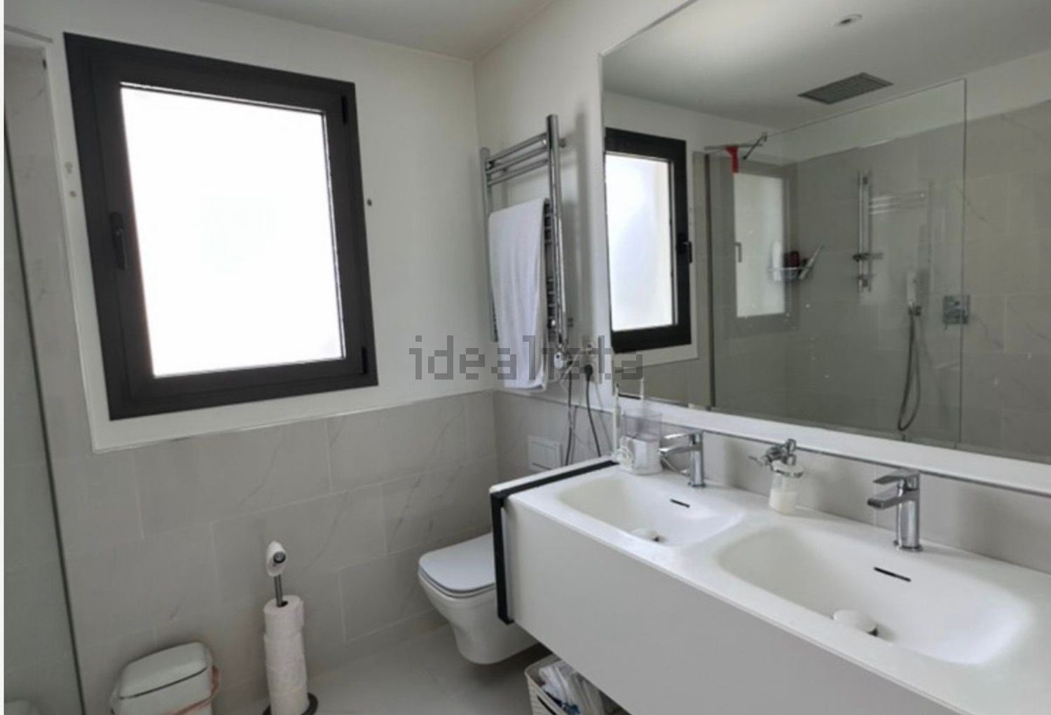 Piso de 180 m² en Estepona