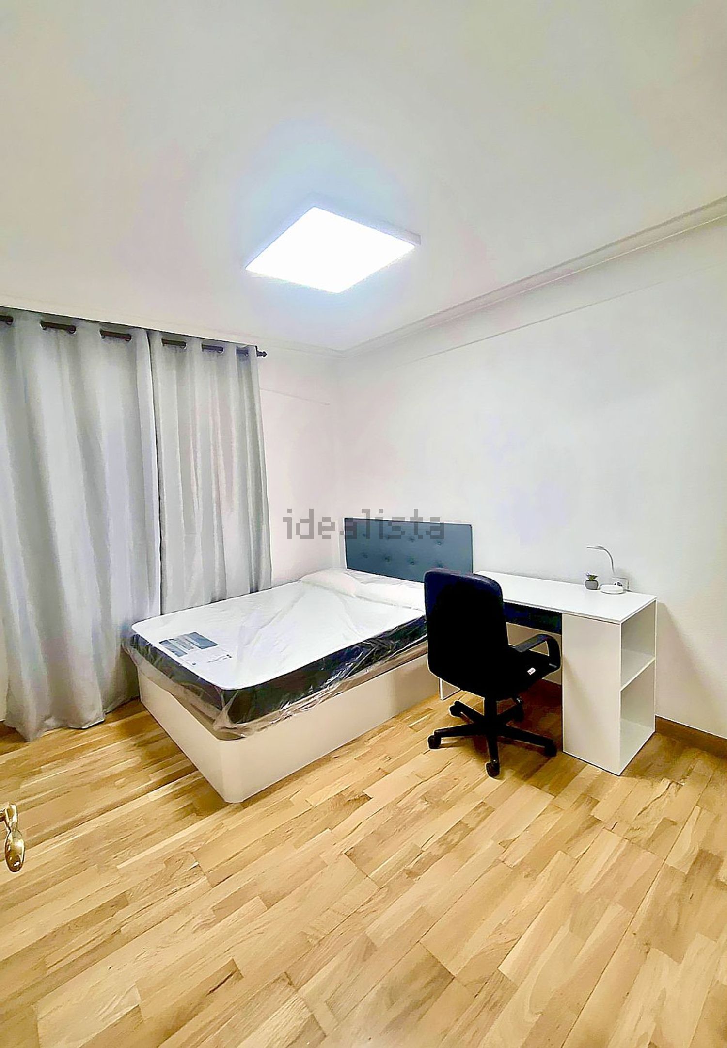 Habitació de lloguer, Lleó