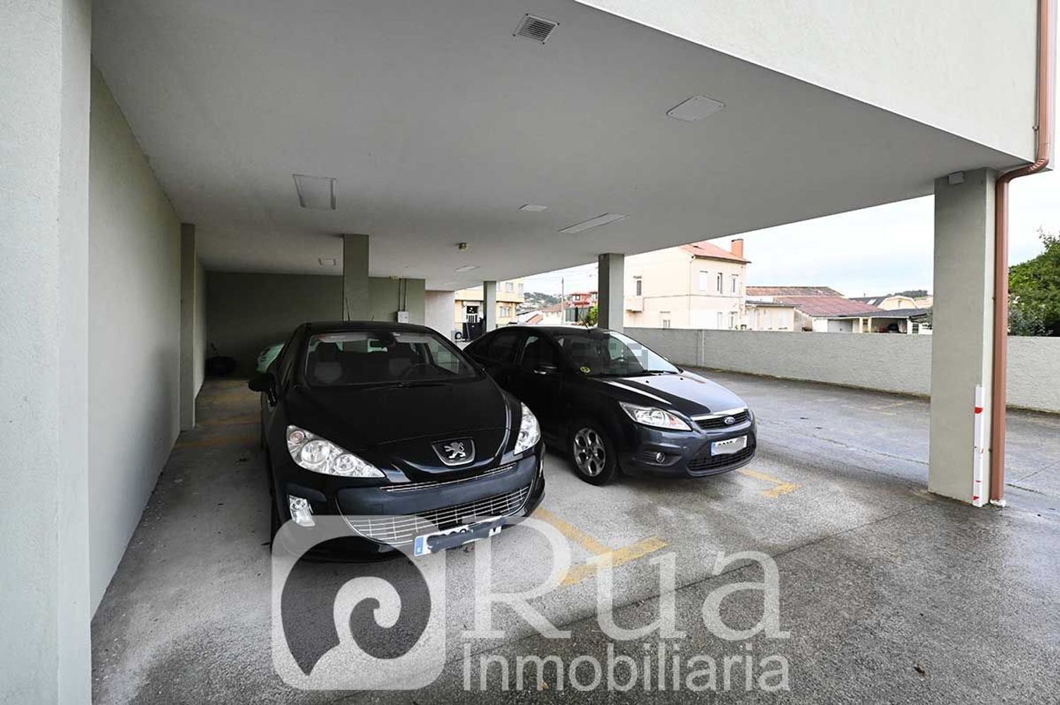 Pis de 77 m² a Oleiros