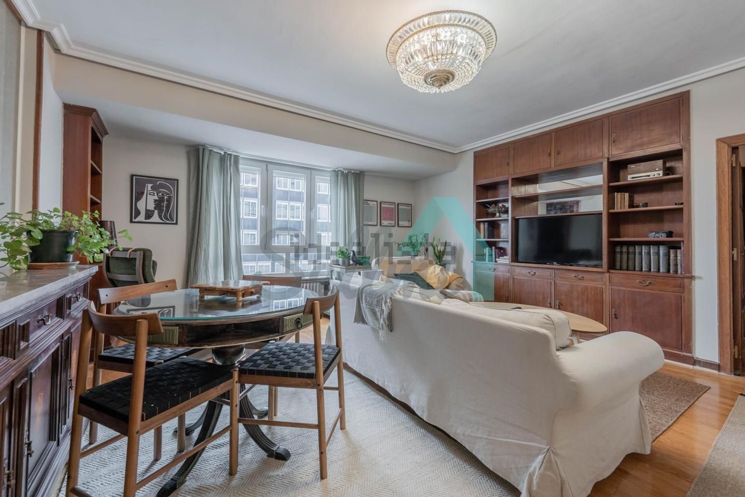 Wohnung 101 m² in Oviedo