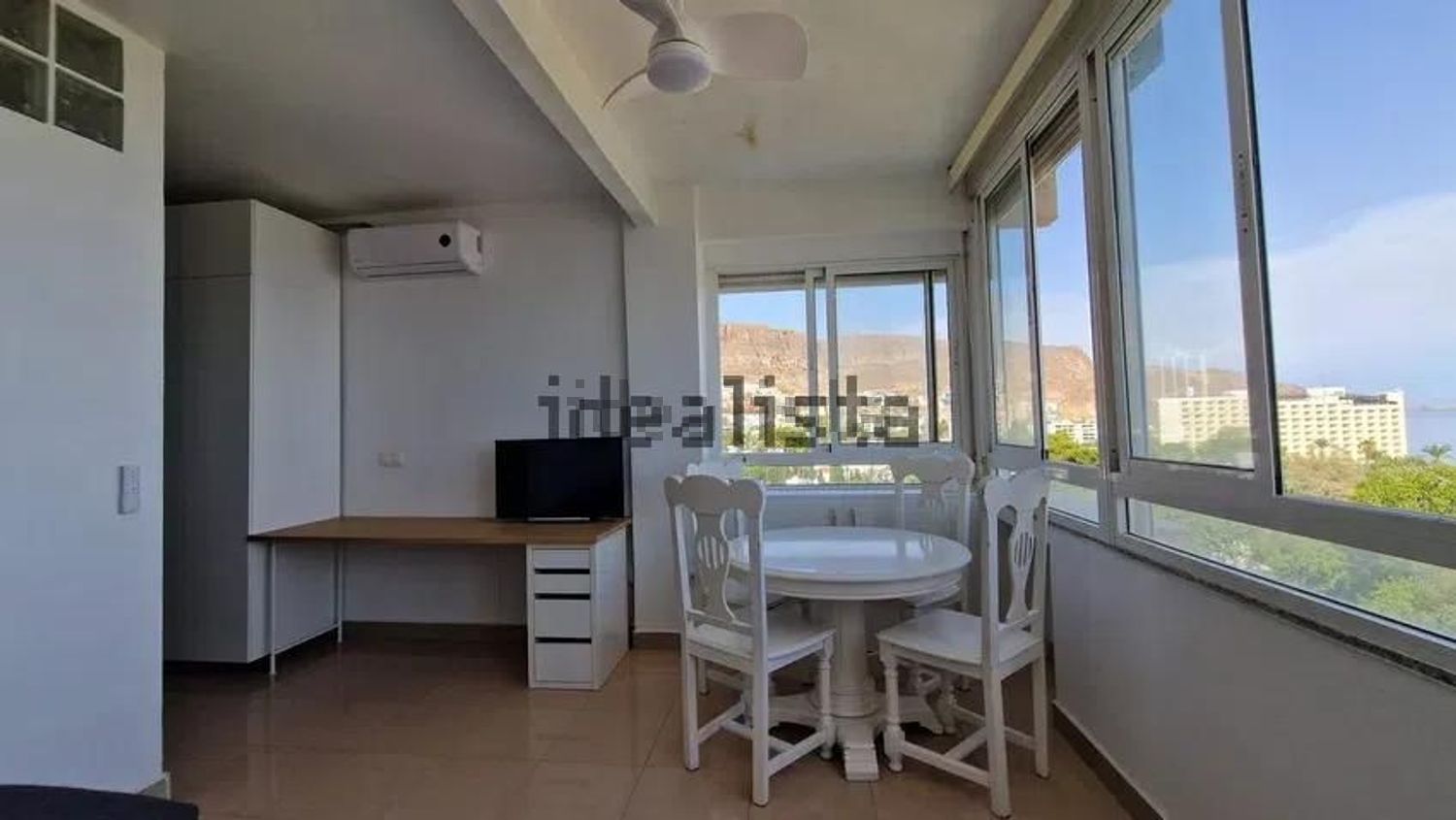 Piso de 40 m² en Roquetas de Mar