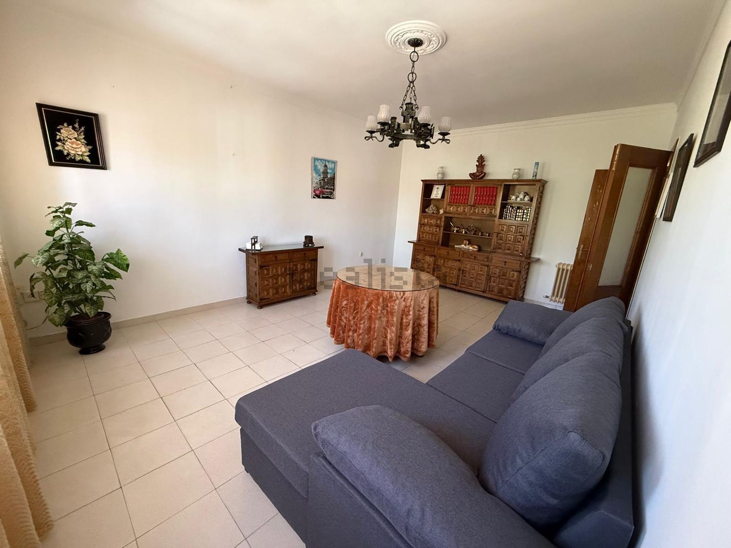 Piso de 120 m² en Polán