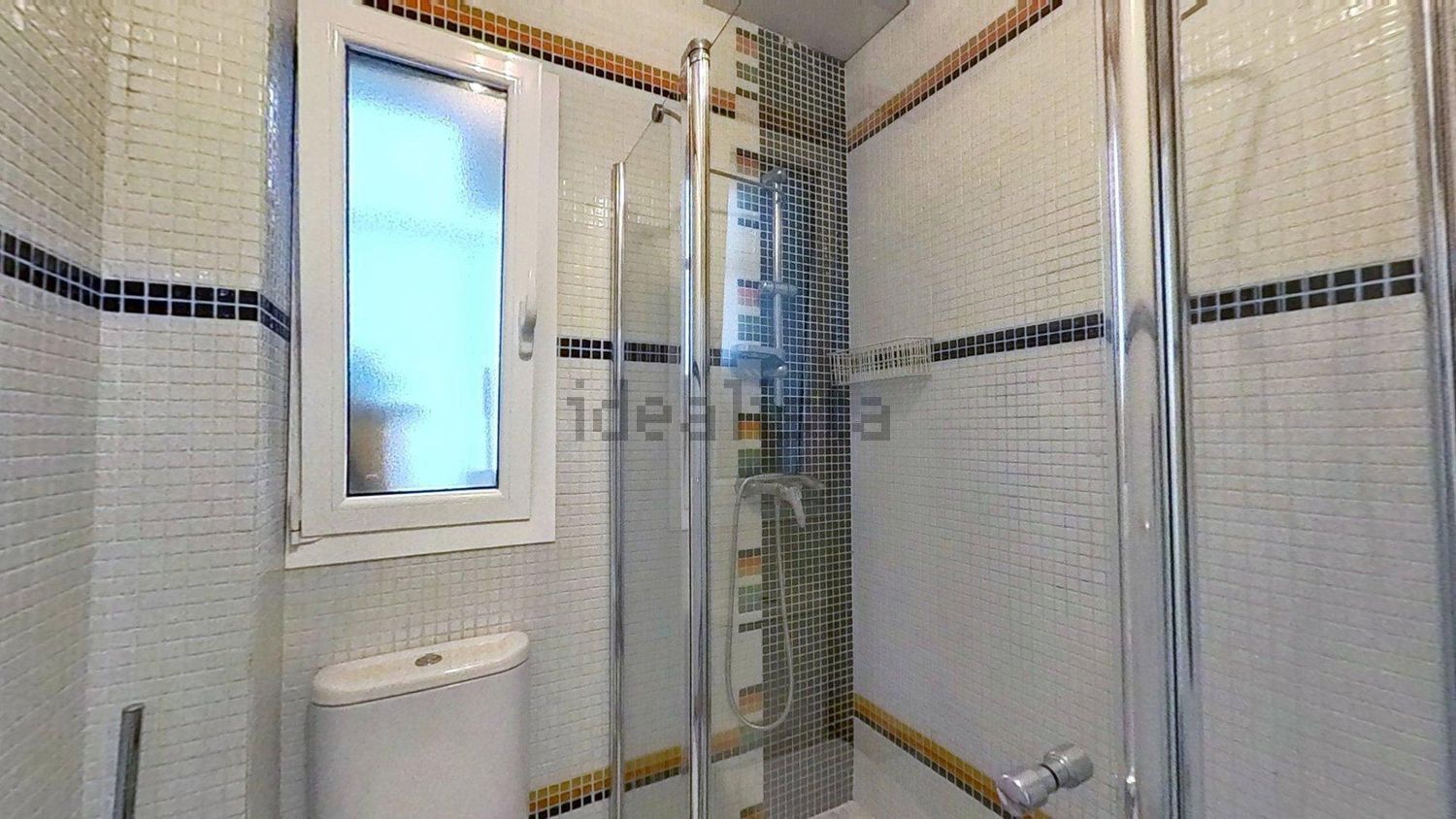 Pis de 82 m² a Pamplona
