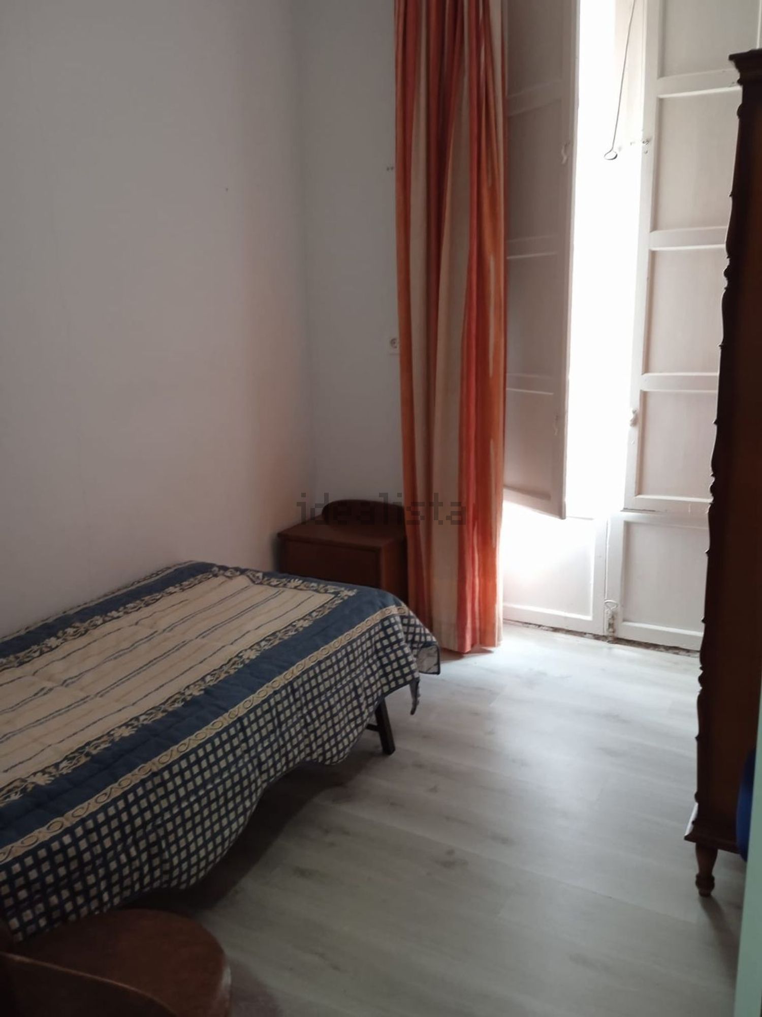 Piso de 50 m² en Granada