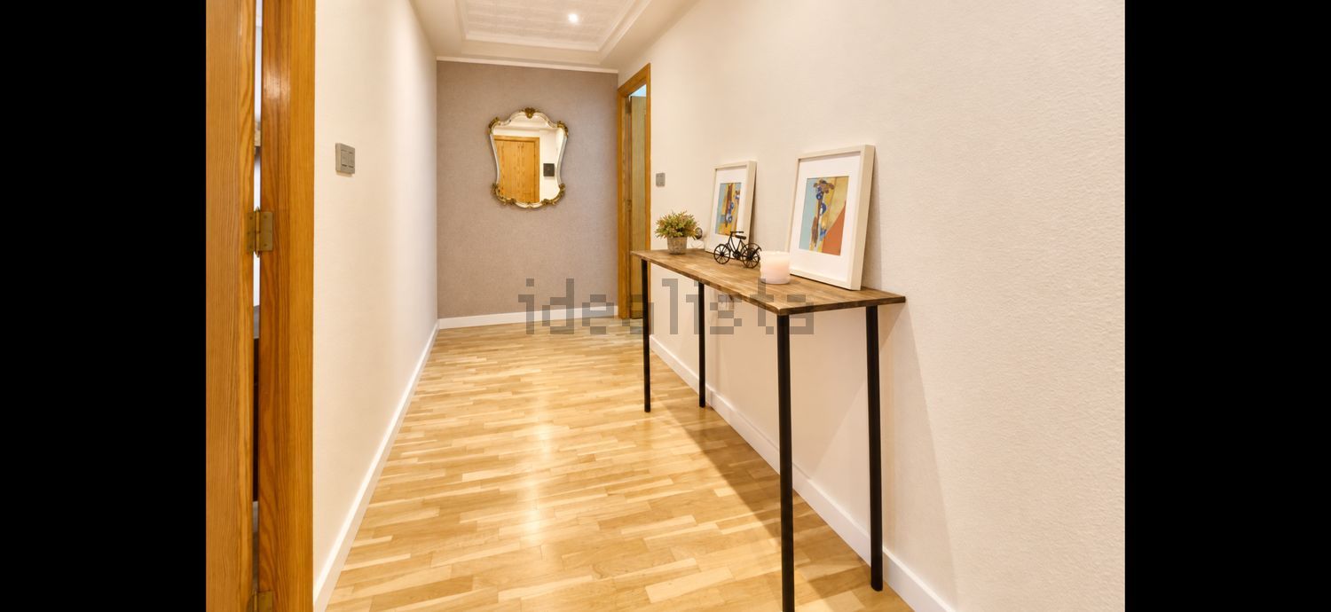 Piso de 130 m² en Benetússer