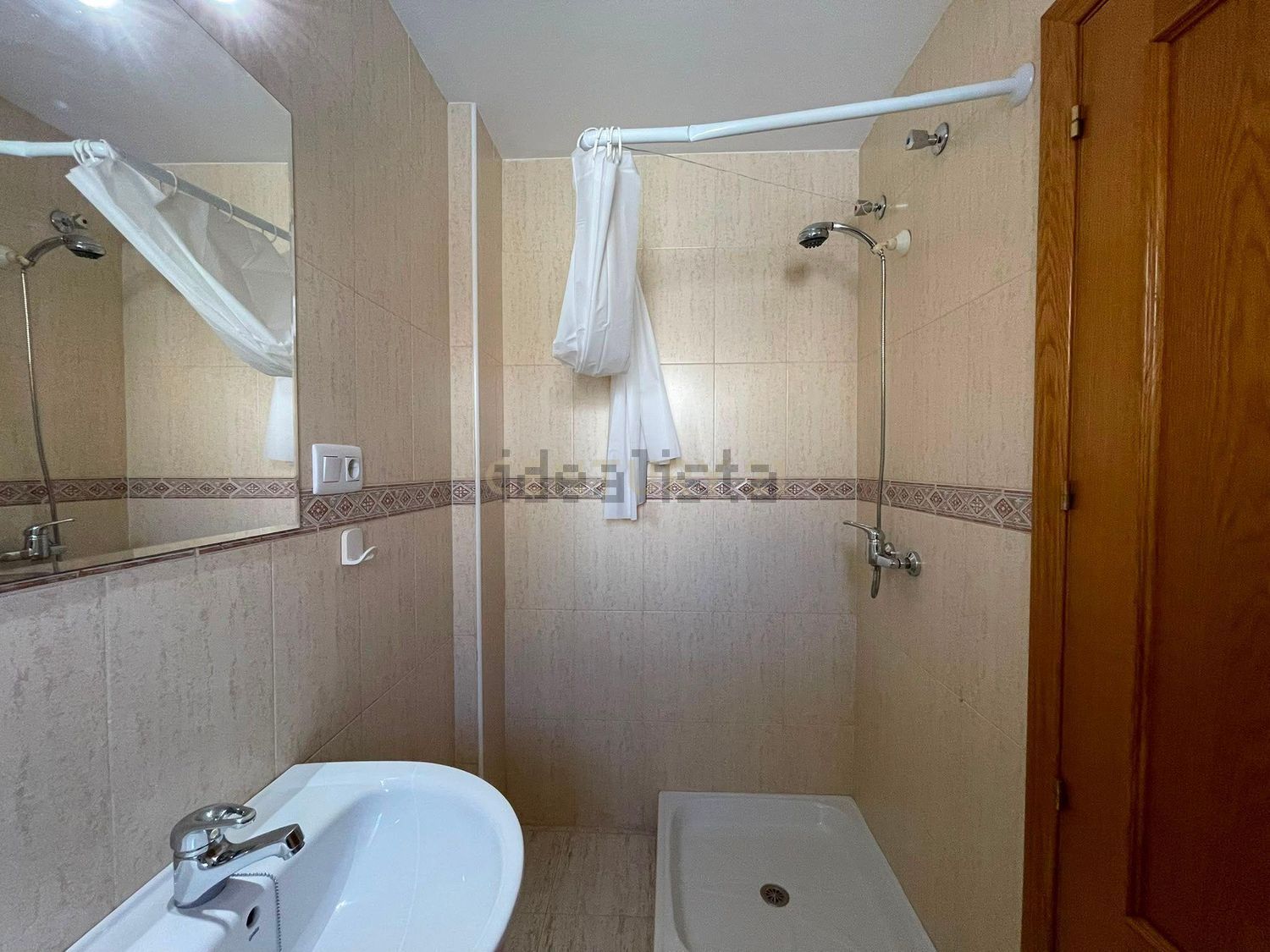 Casa de 219 m² en Armilla