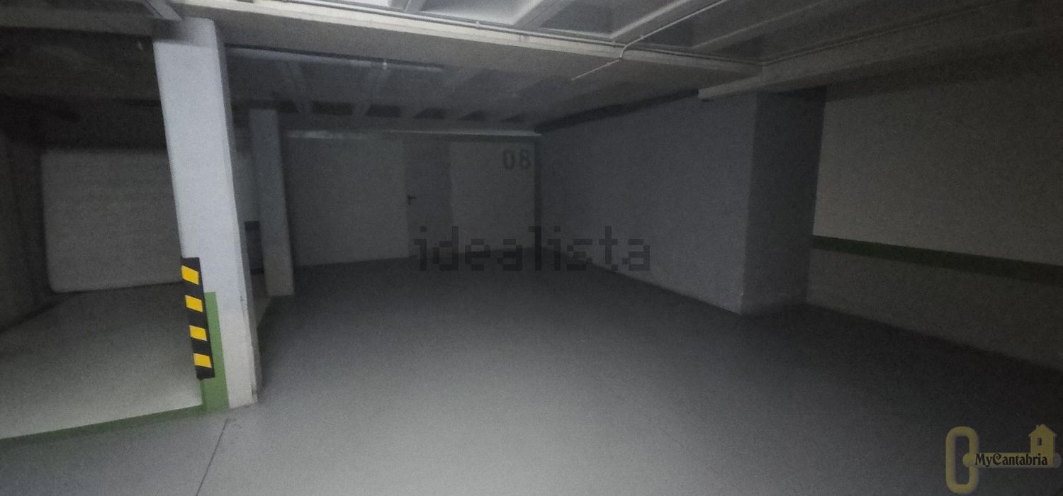 Flat 77 m² in Santander