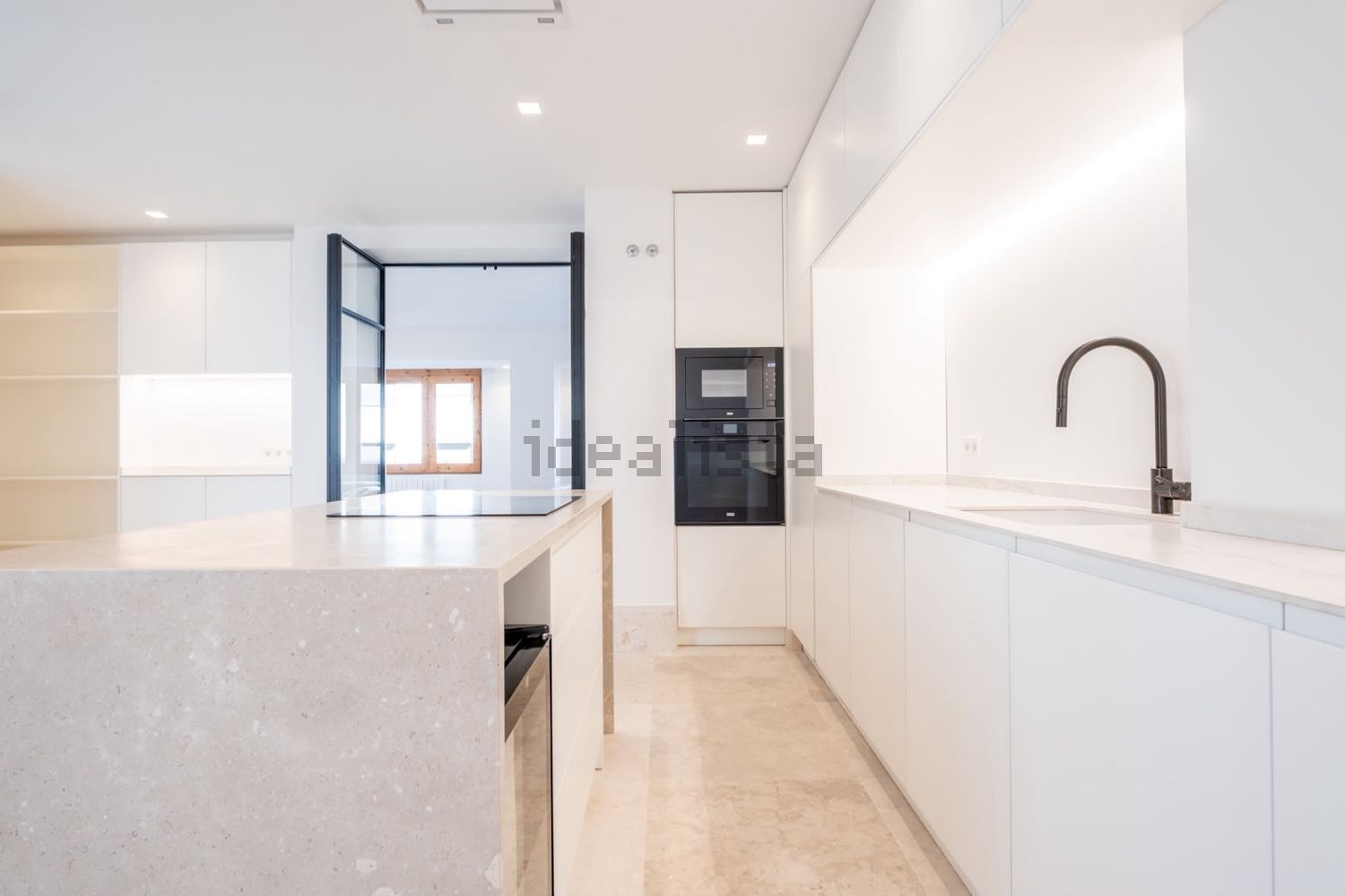 Piso de 221 m² en Zaragoza