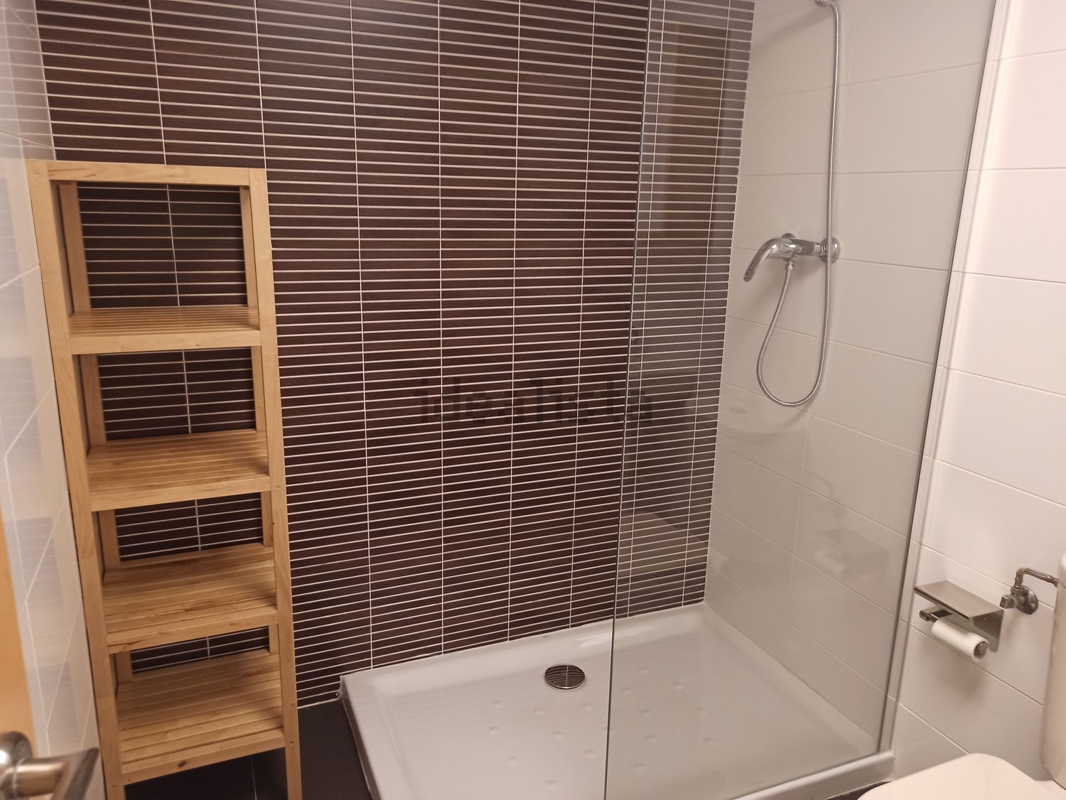 Flat 85 m² in Cadrete