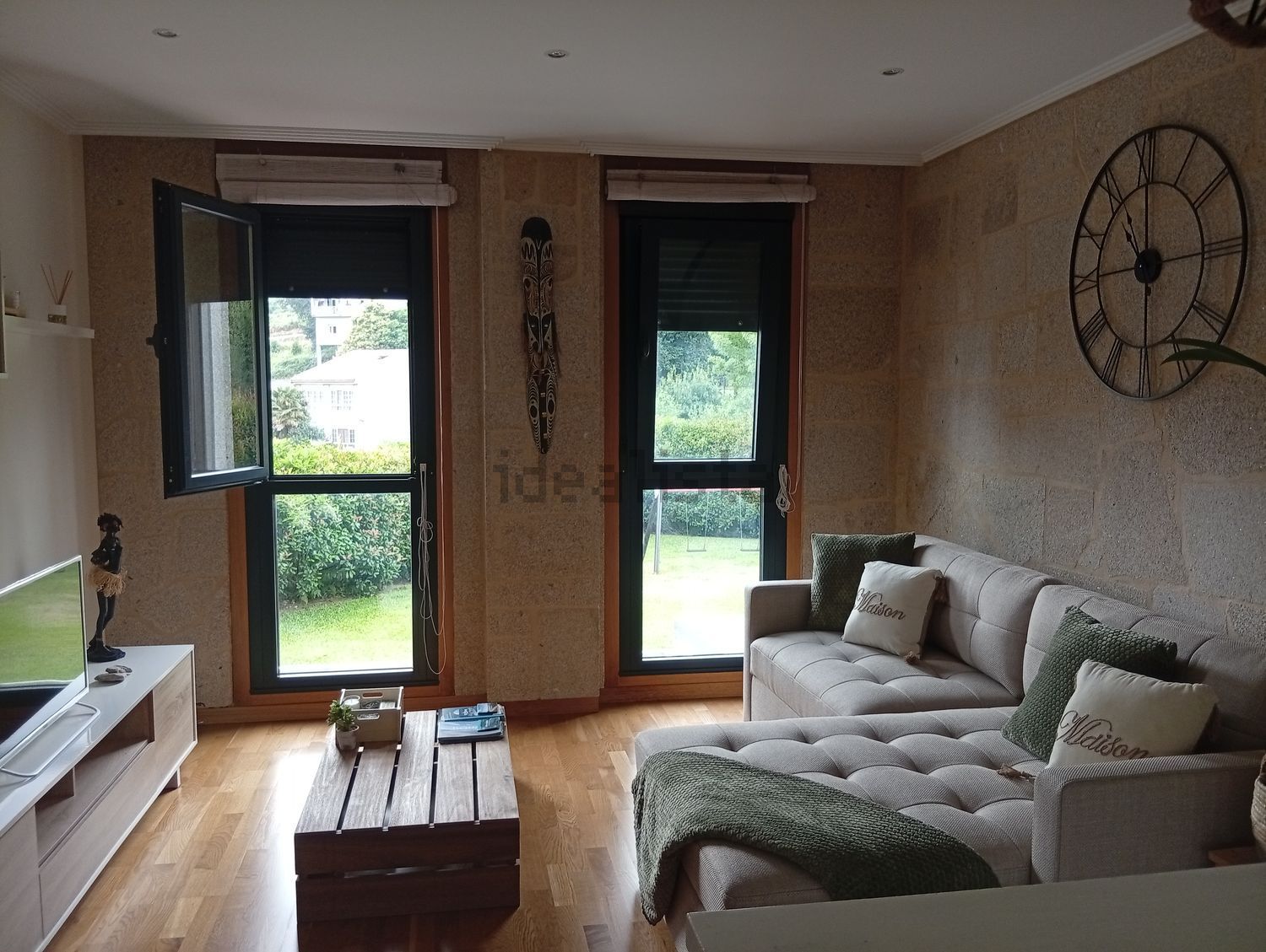 Wohnung 40 m² in Boiro