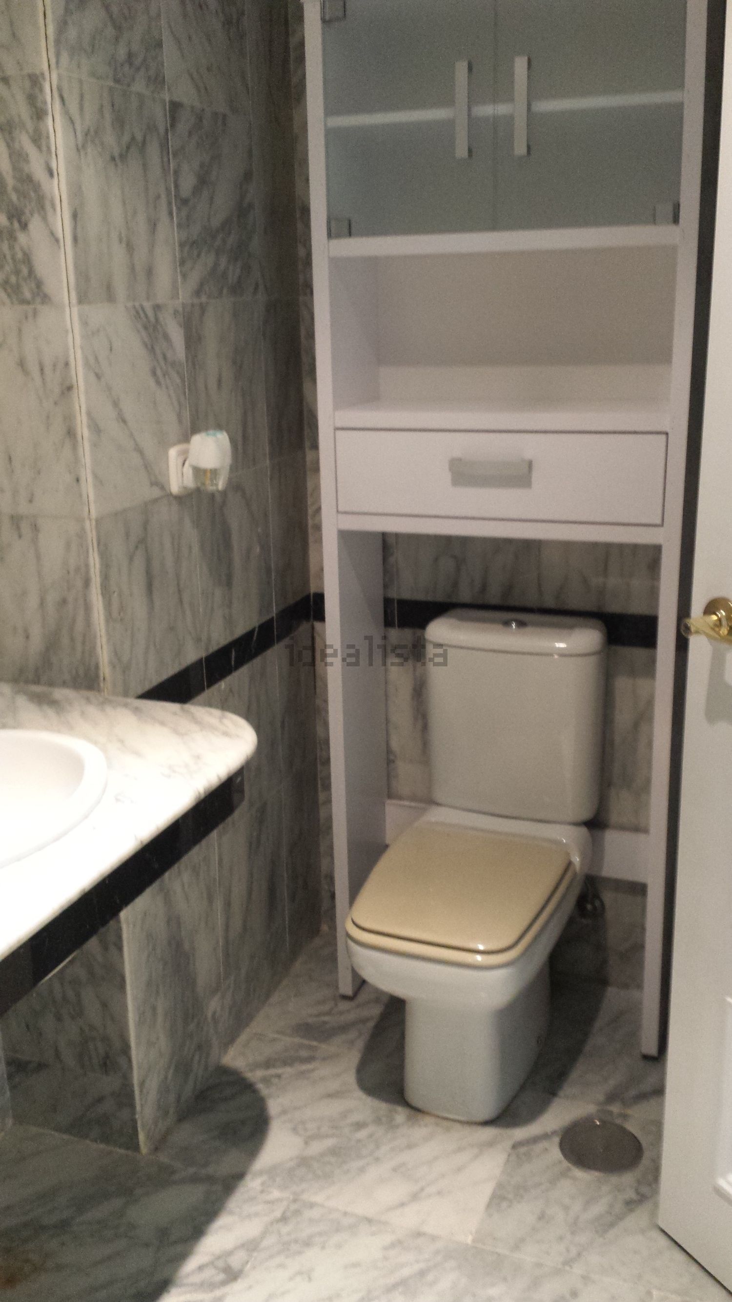 Flat 86 m² in Seville