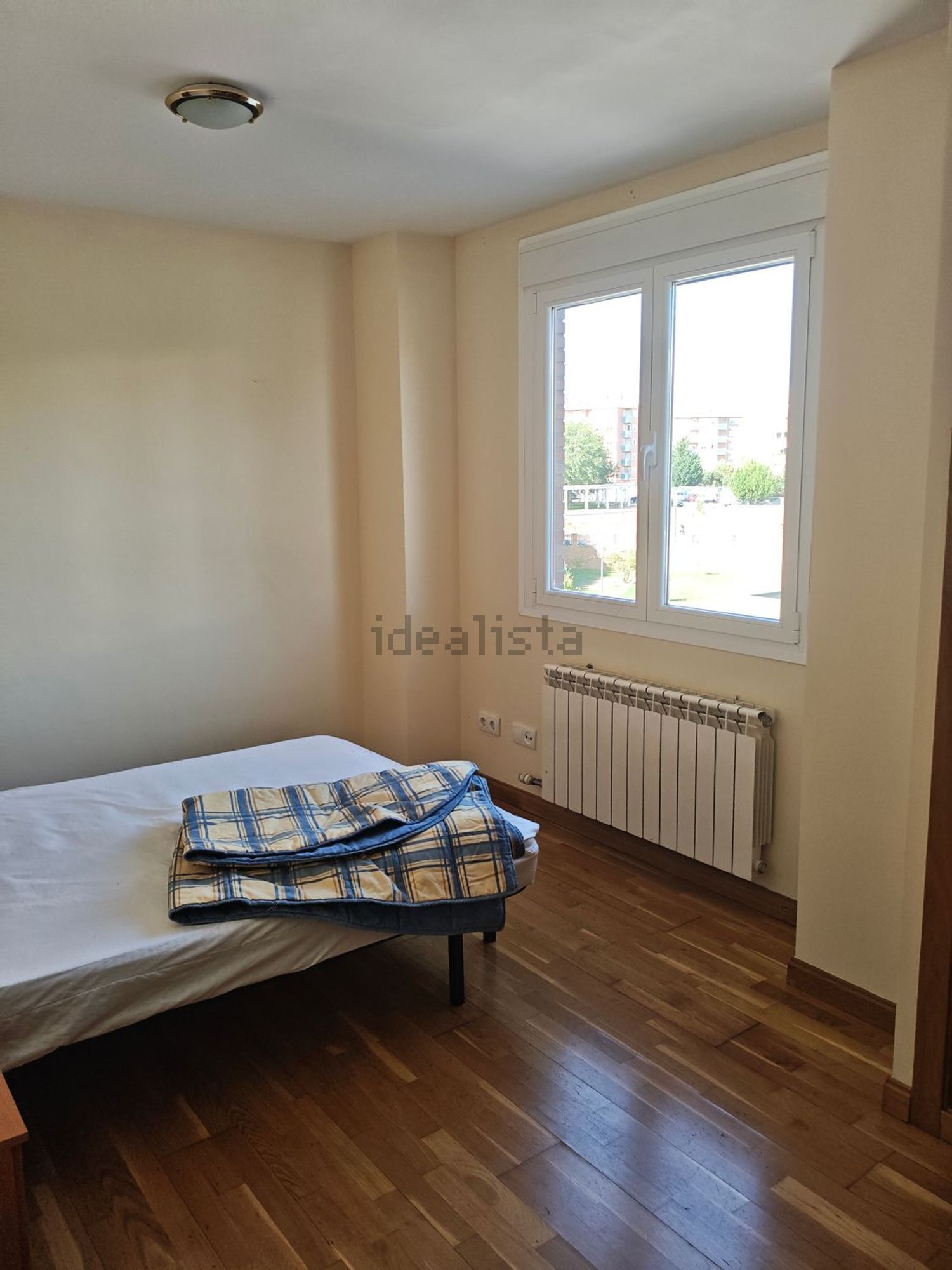 Pis de 95 m² a Àvila