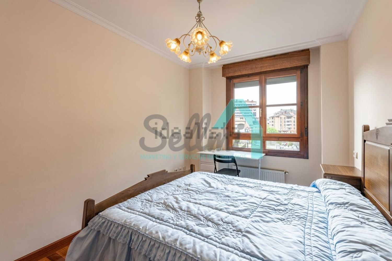 Piso de 111 m² en Oviedo
