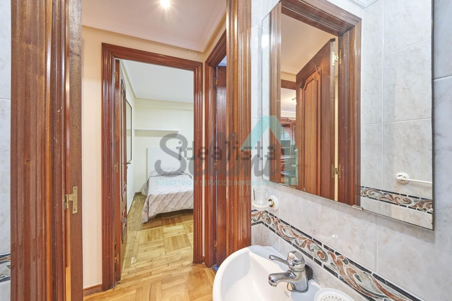 Pis de 82 m² a Oviedo