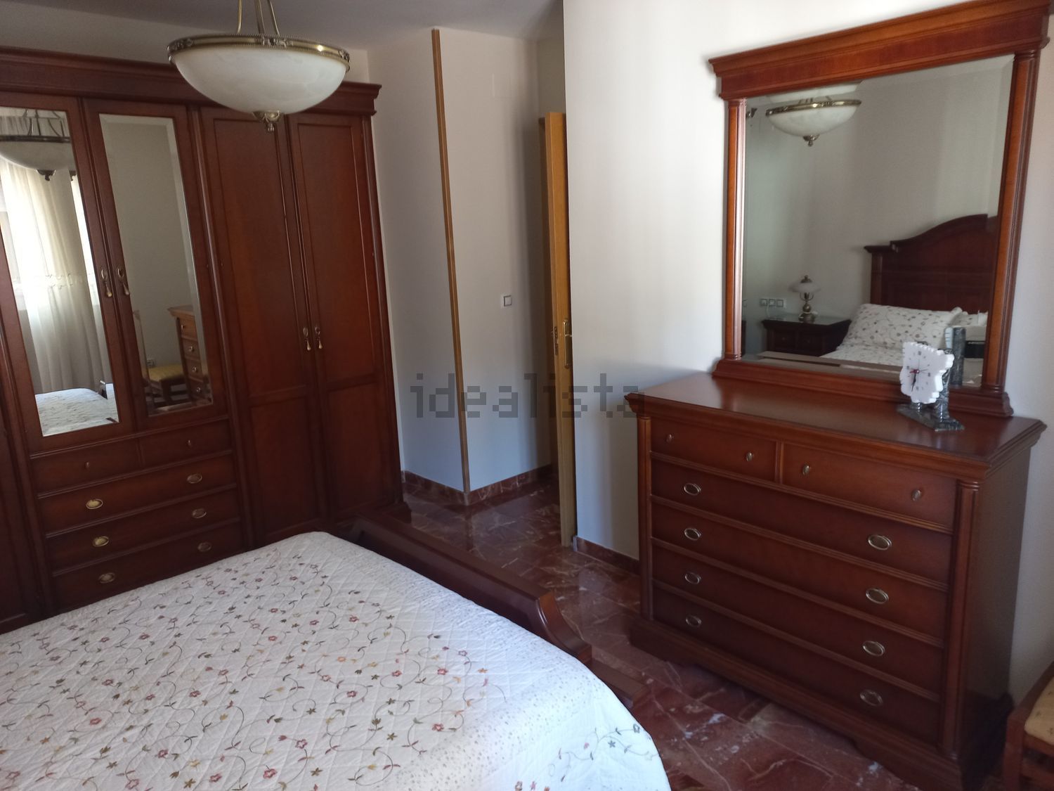 Piso de 90 m² en Maracena