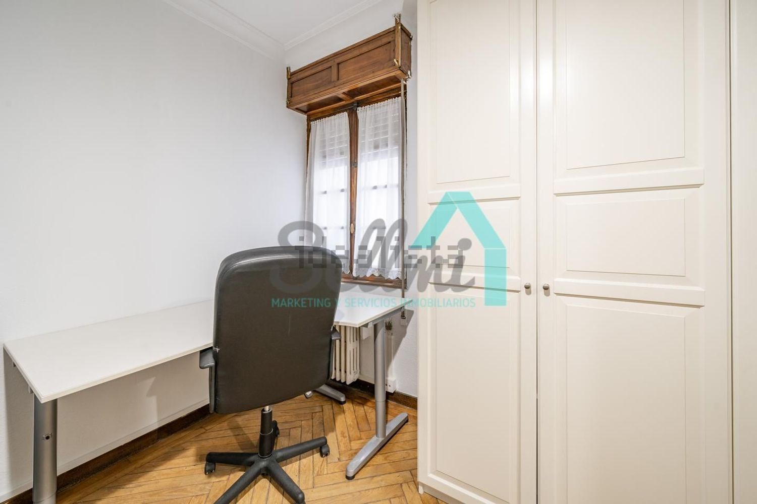 Piso de 136 m² en Oviedo