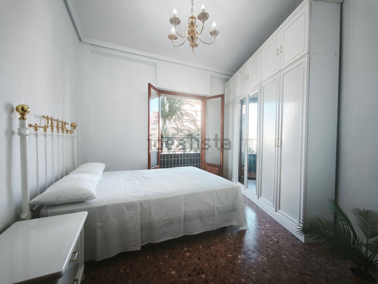 Habitació de lloguer, Crevillent