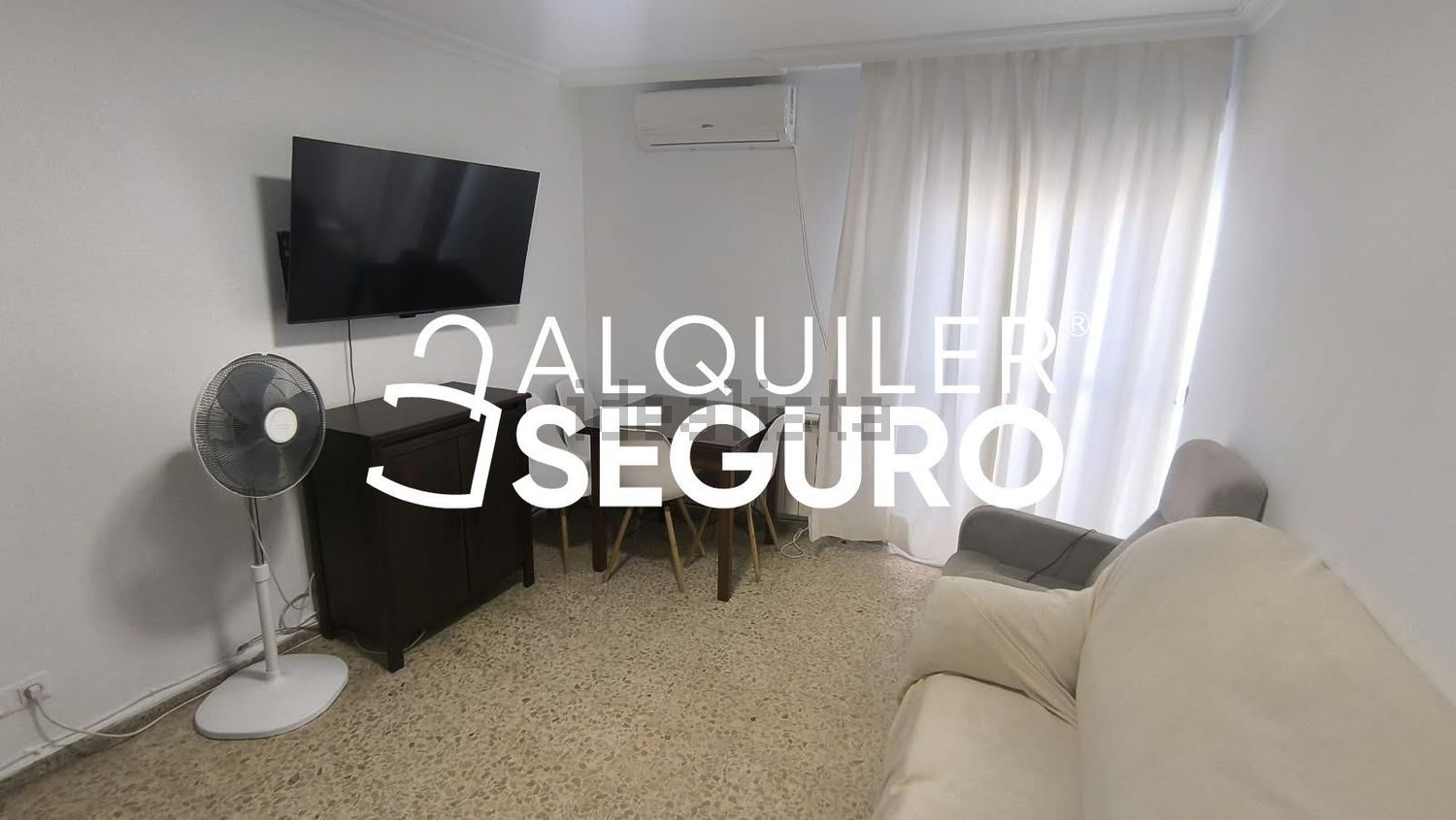 Piso de 75 m² en Sevilla
