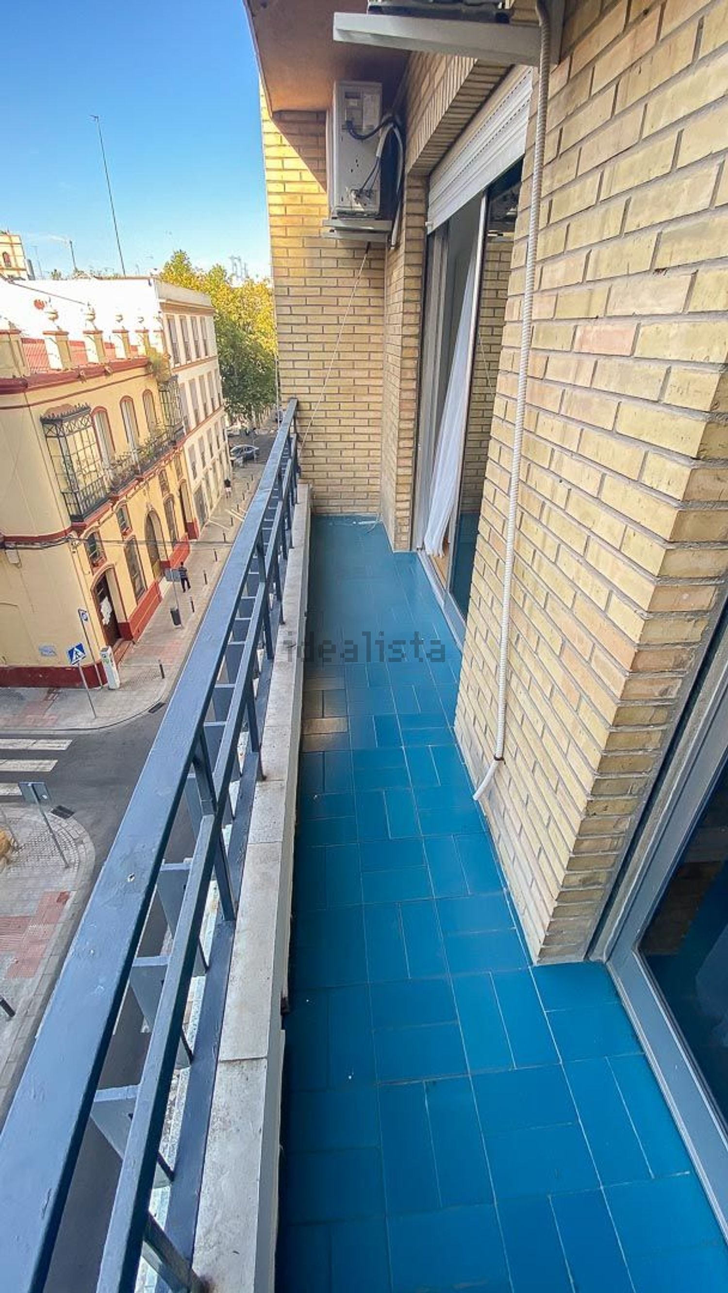 Room for rent, Seville