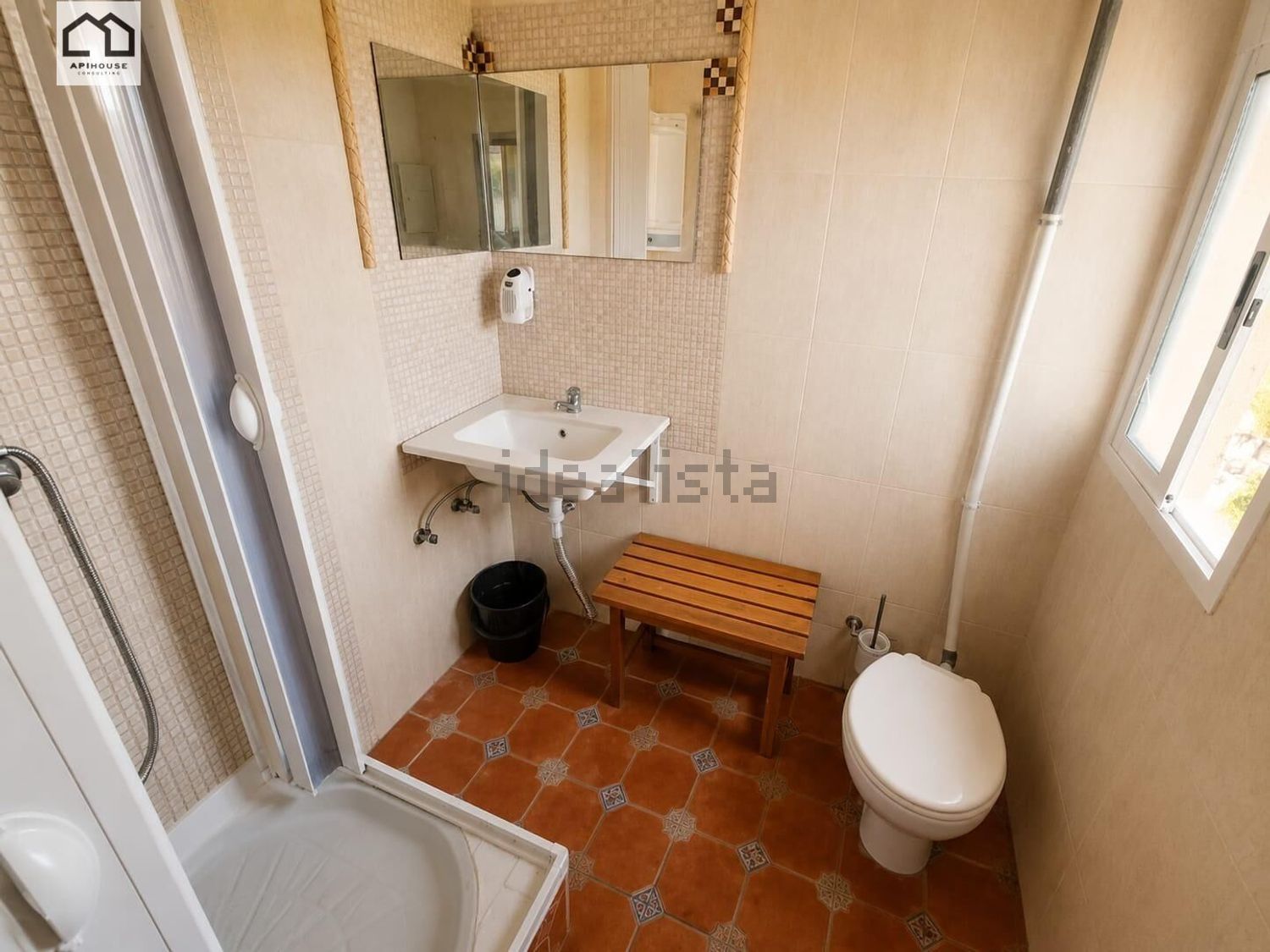 Flat 115 m² in Sax