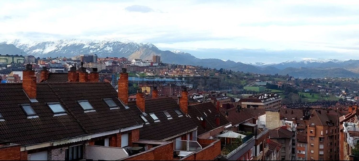 Pis de 51 m² a Oviedo
