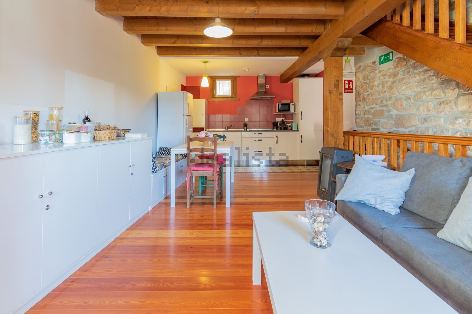 Flat 90 m² in Villamayor de Monjardín