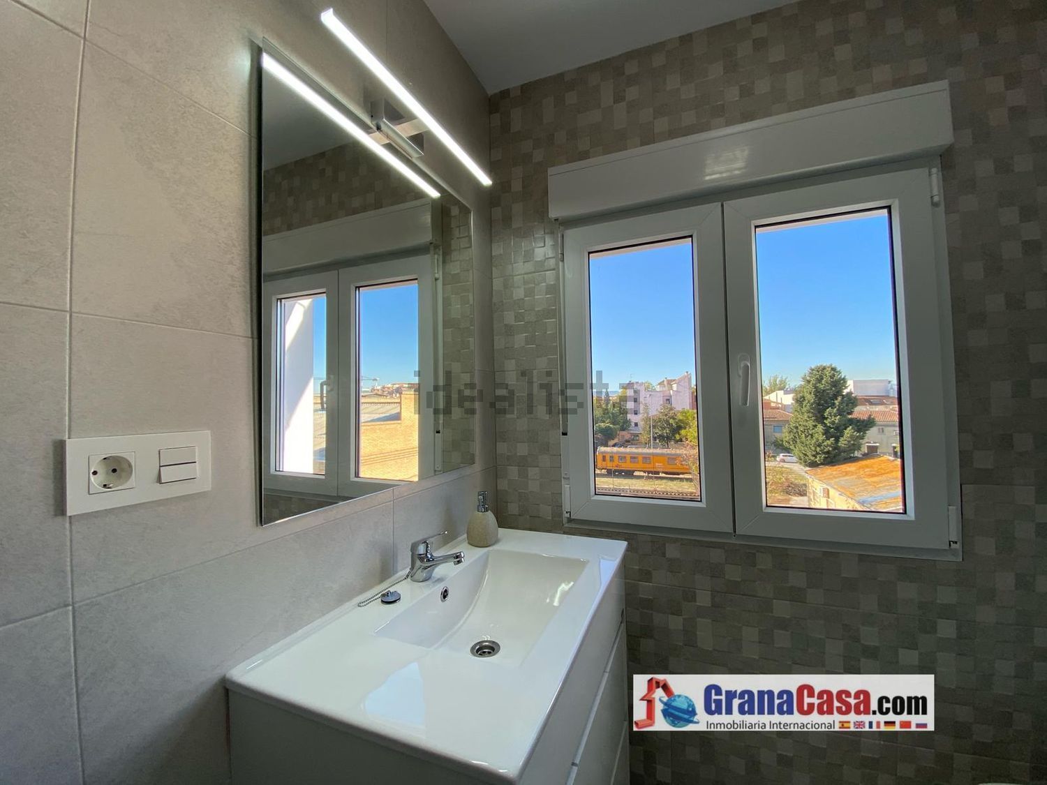 Habitación 65 m², Granada
