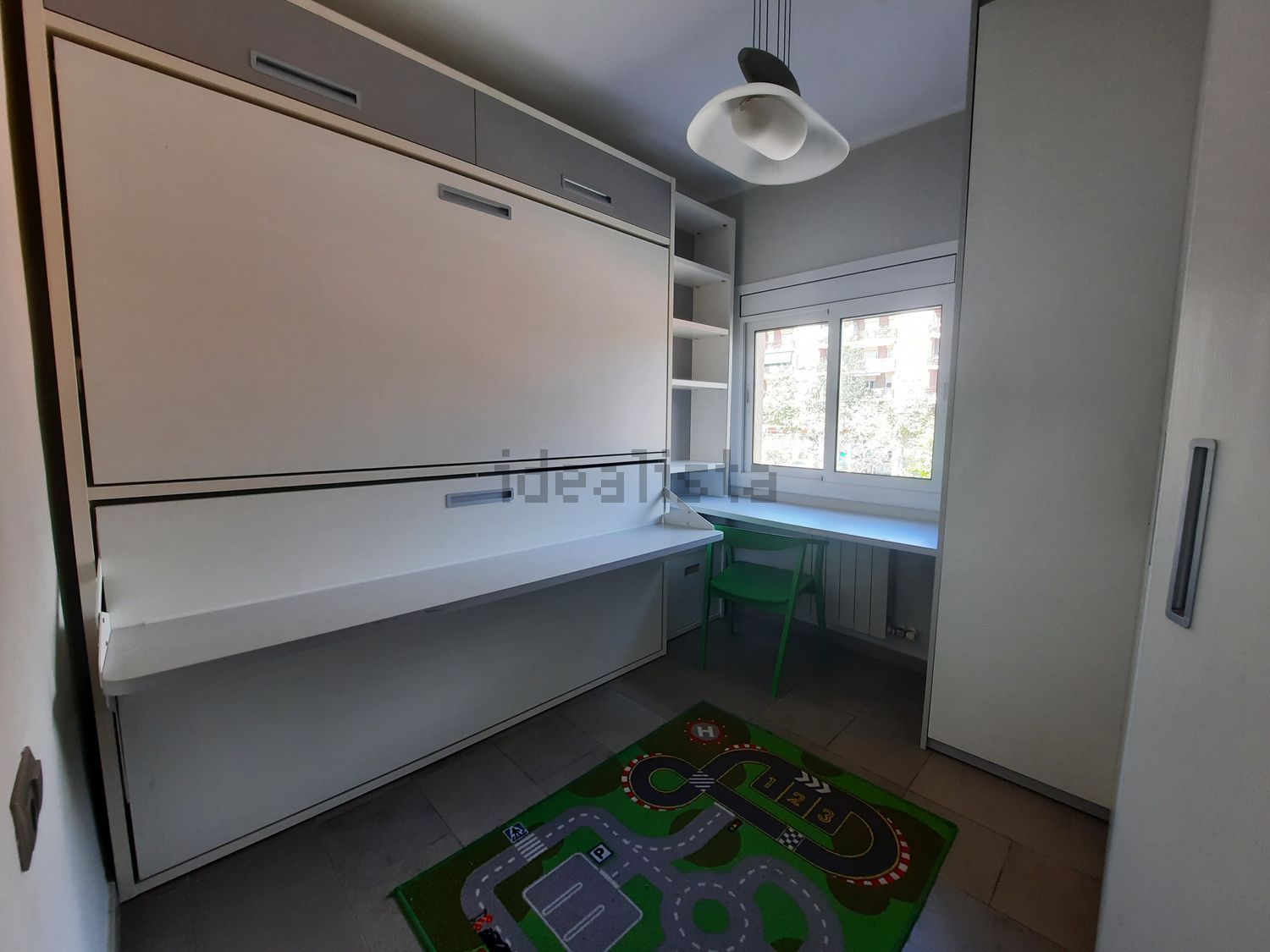 Pis de 102 m² a Sant Feliu de Llobregat