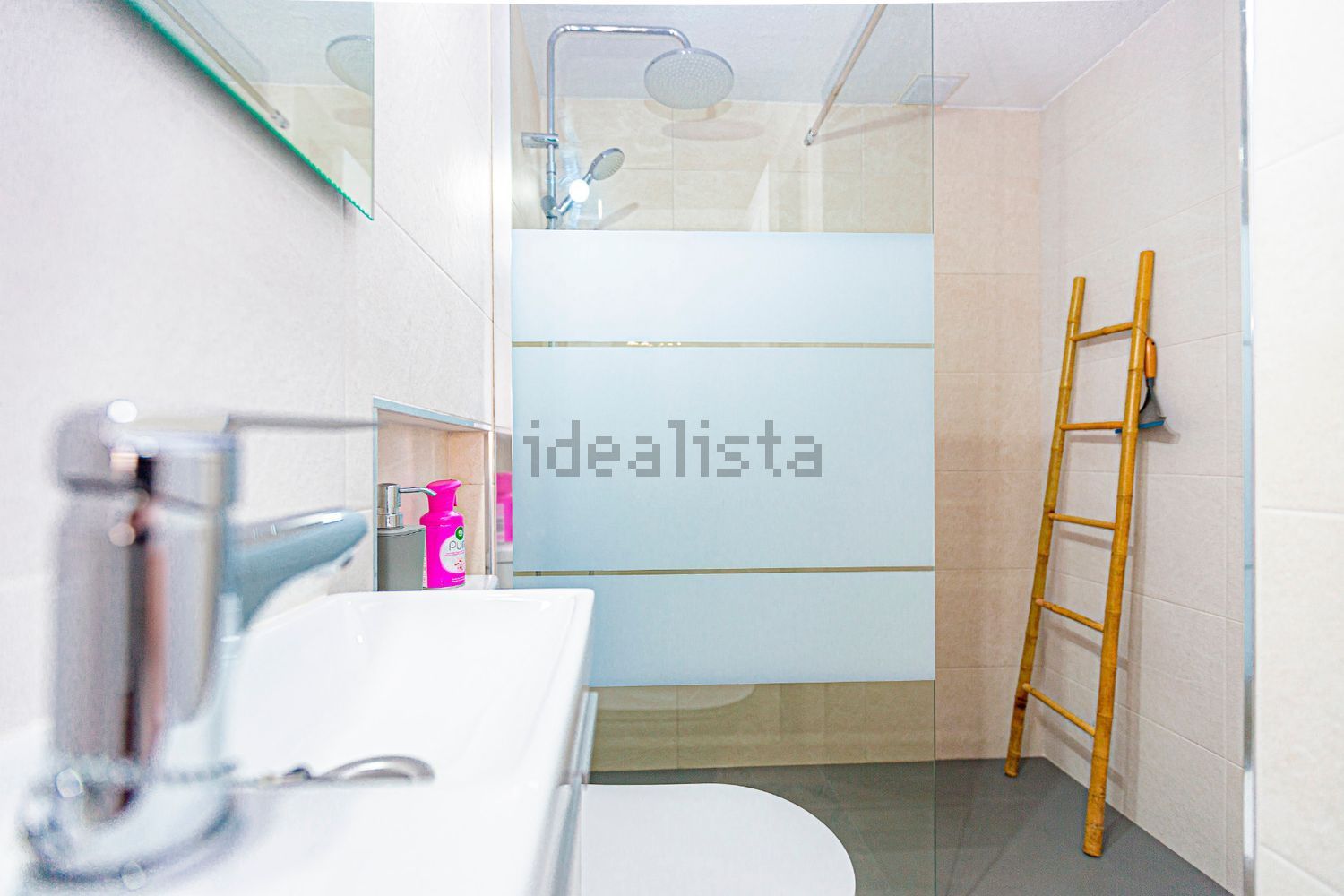 Casa de 83 m² a Oriola