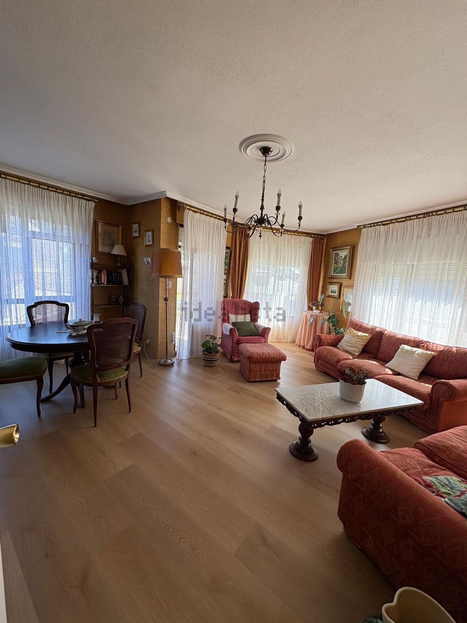 Pis de 95 m² a Valdés