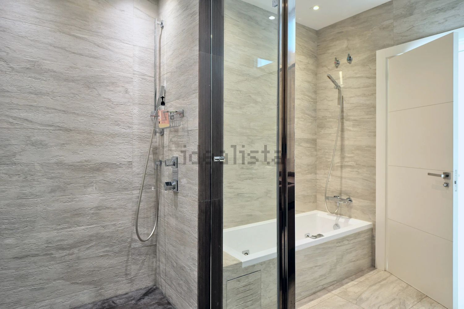 Haus 240 m² in Marbella