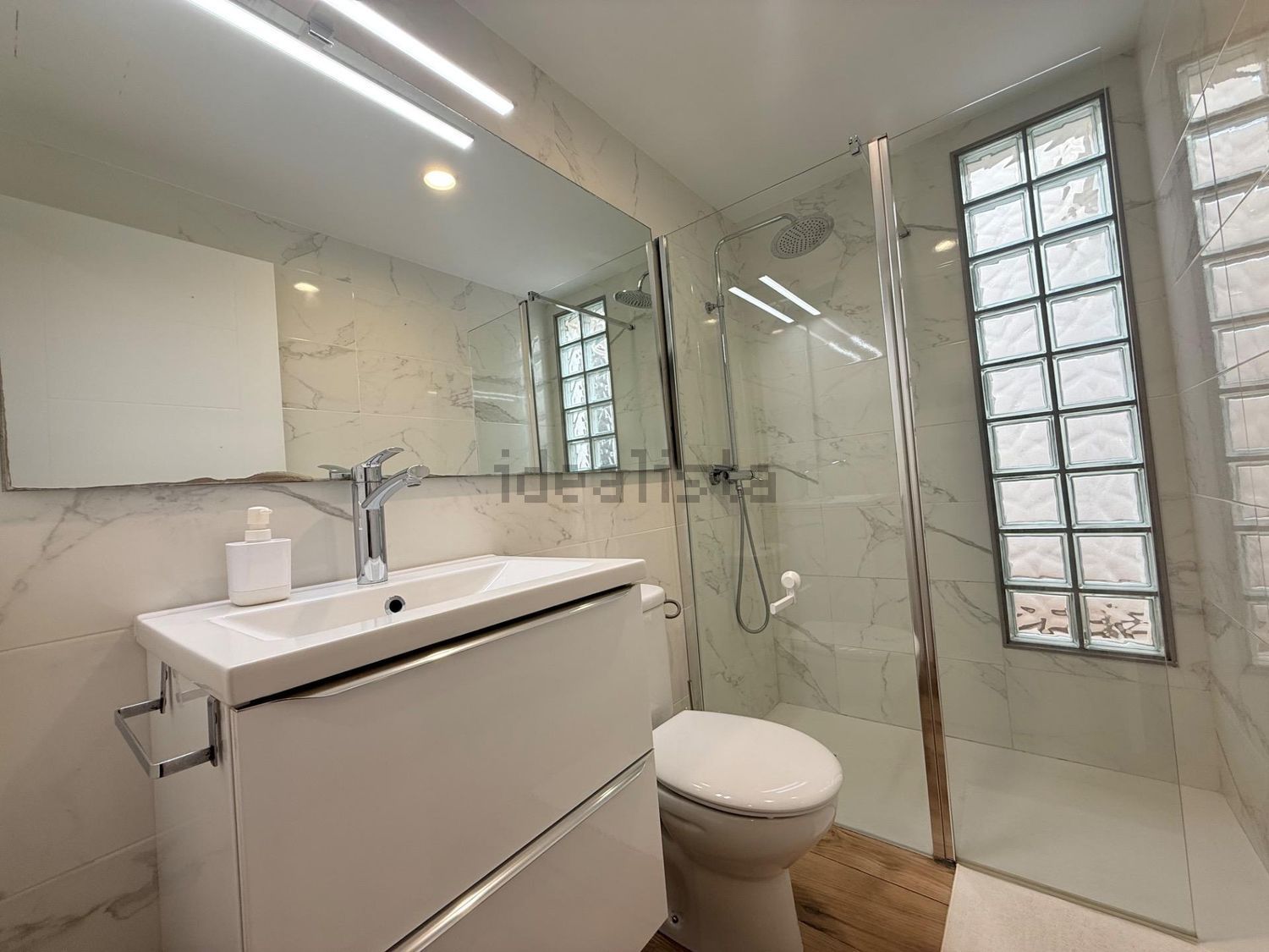 Casa de 150 m² en Camarles