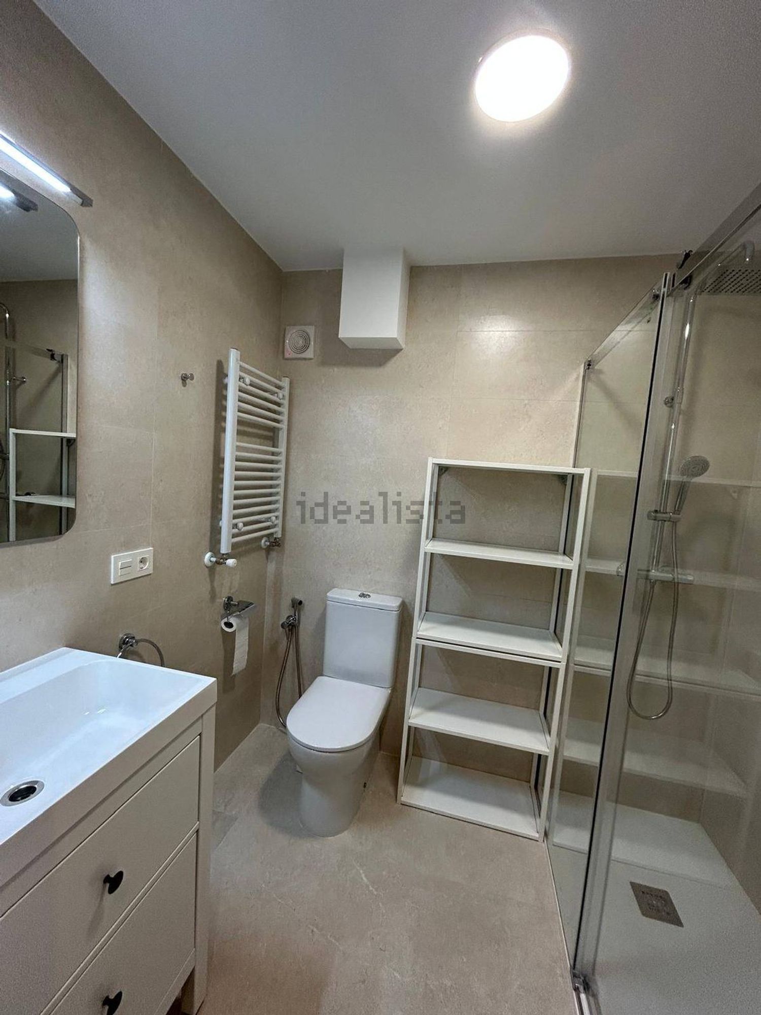 Piso de 95 m² en Granada