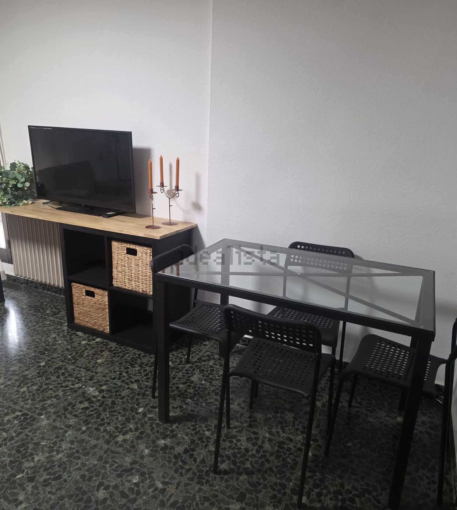 Pis de 75 m² a Còrdova