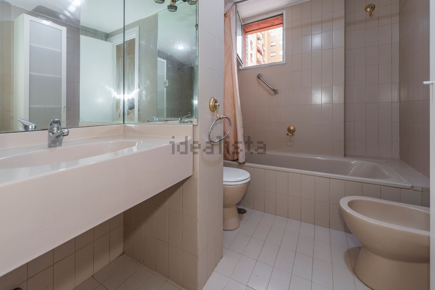 Wohnung 163 m² in Madrid